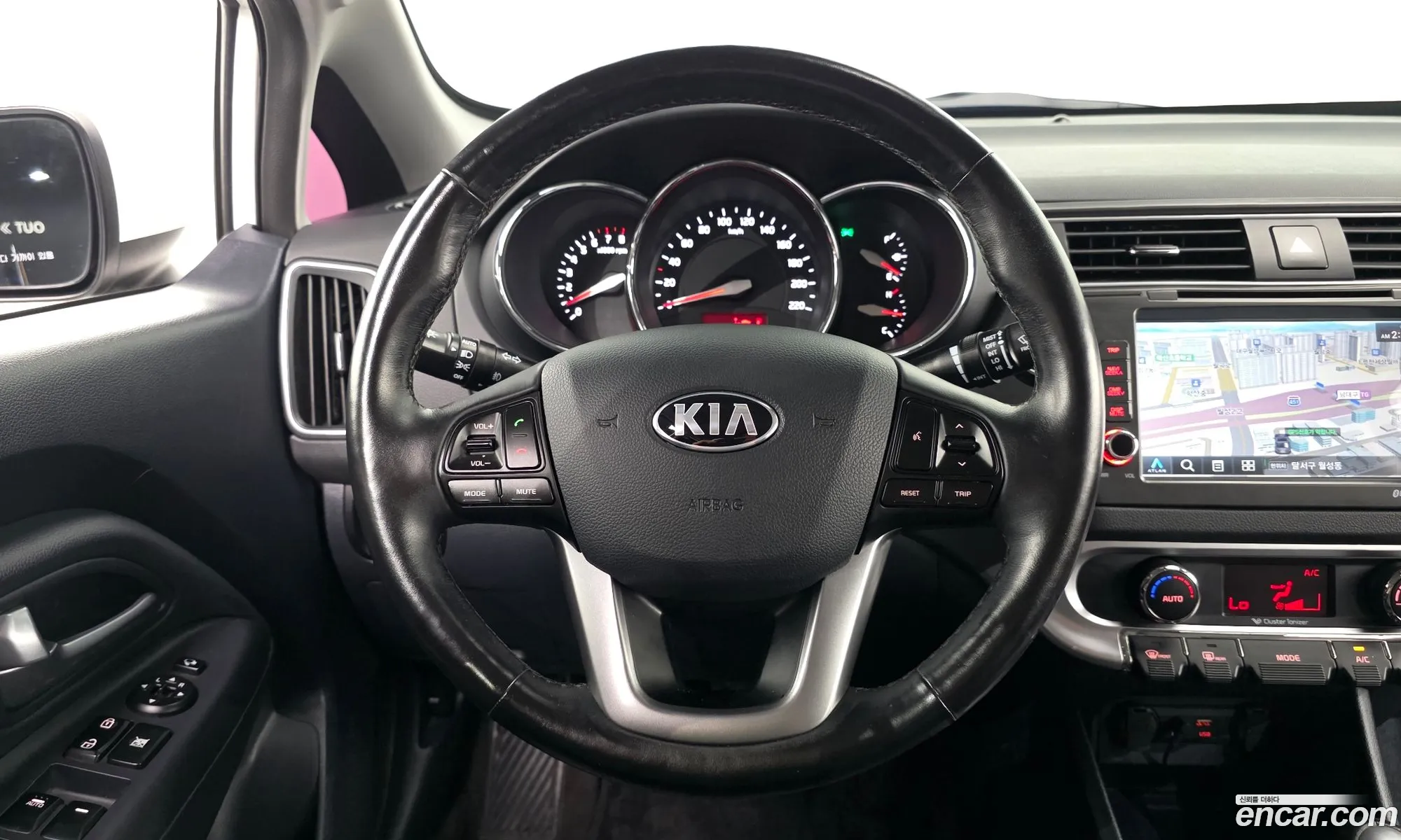 Kia Pride 2015 — 14