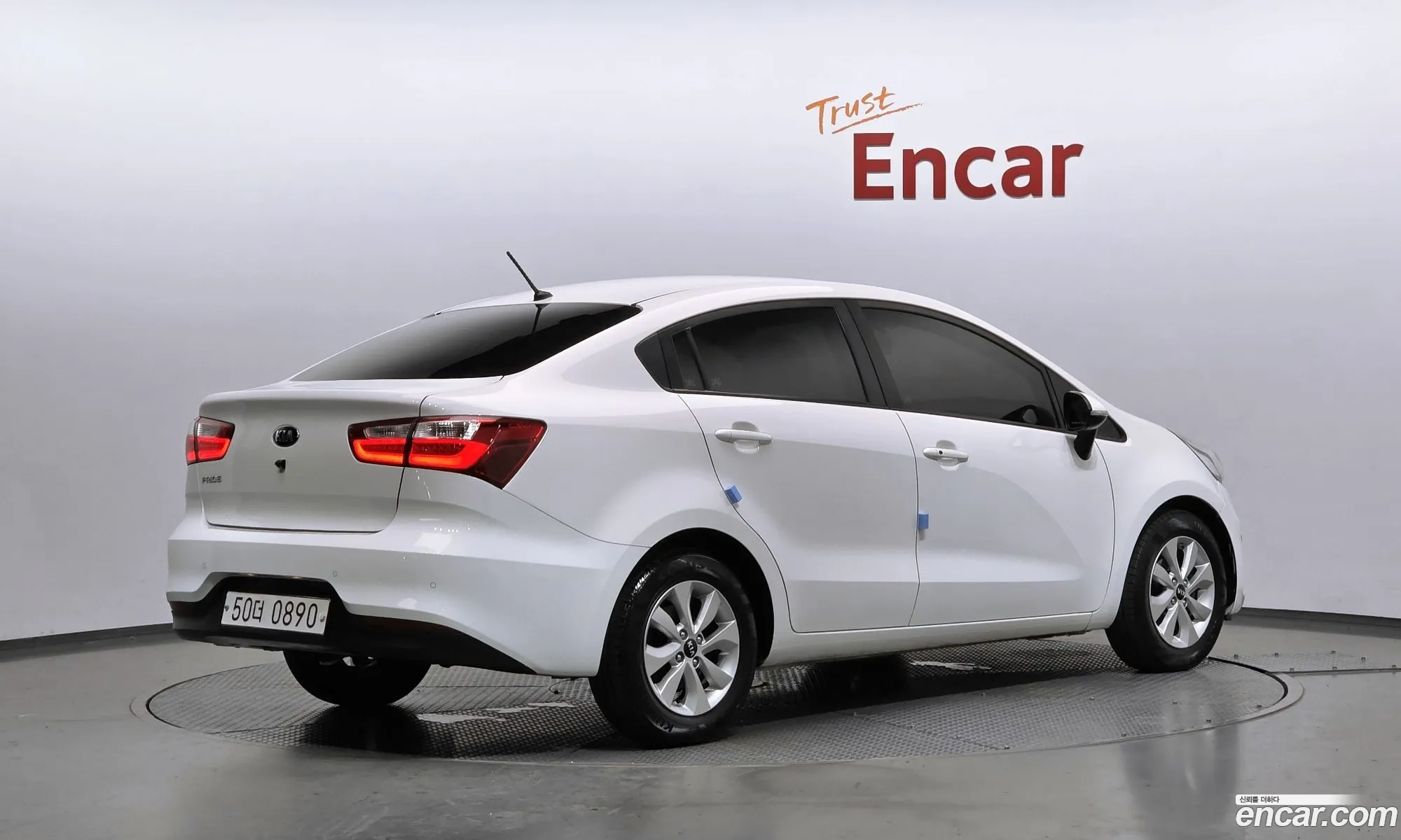 Kia Pride 2015 — 18