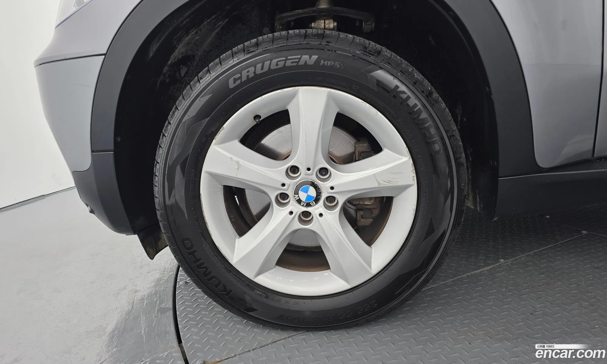 BMW X5 2011 — 7