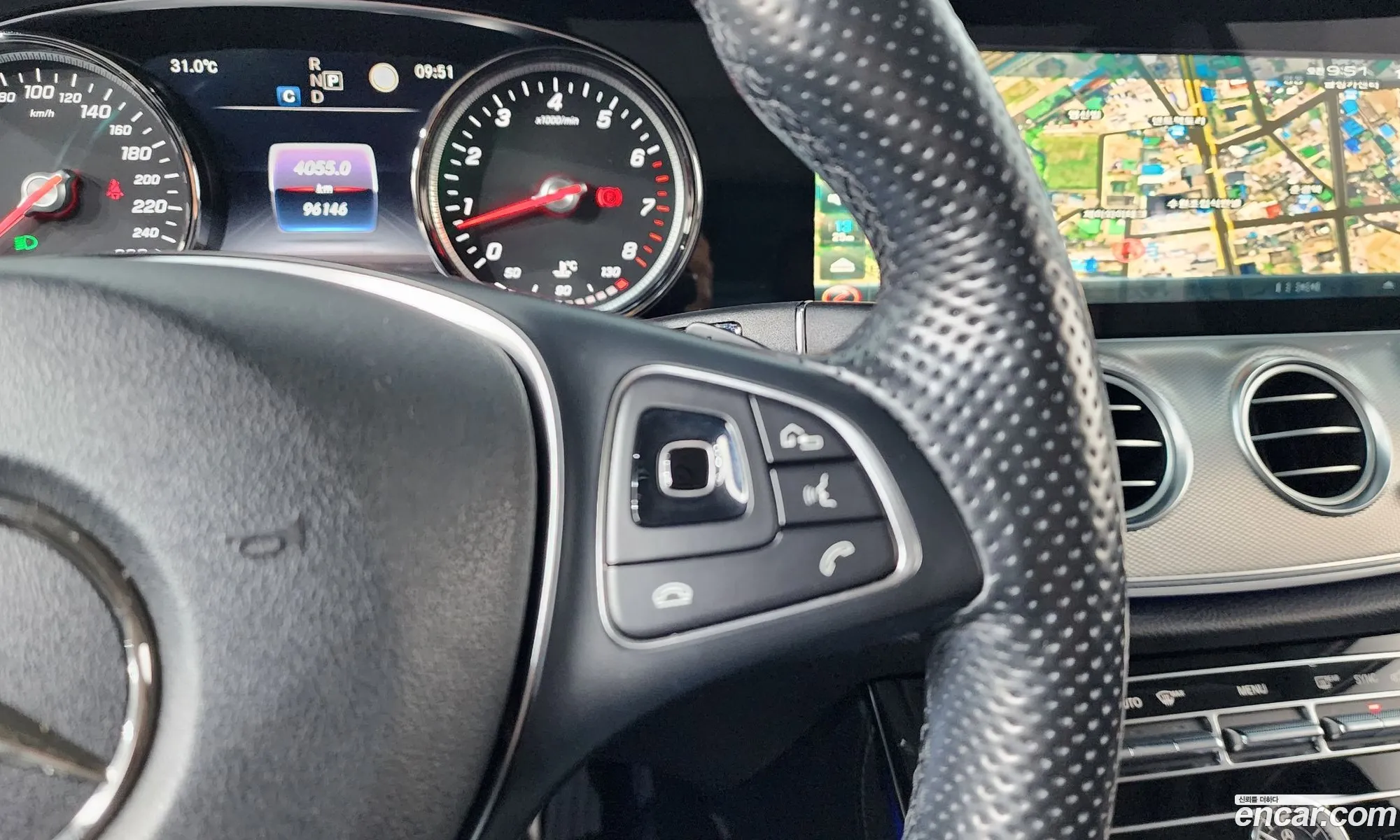 Mercedes-Benz E-Class W213 2017 WDDZF4CB2HA135020 — 12
