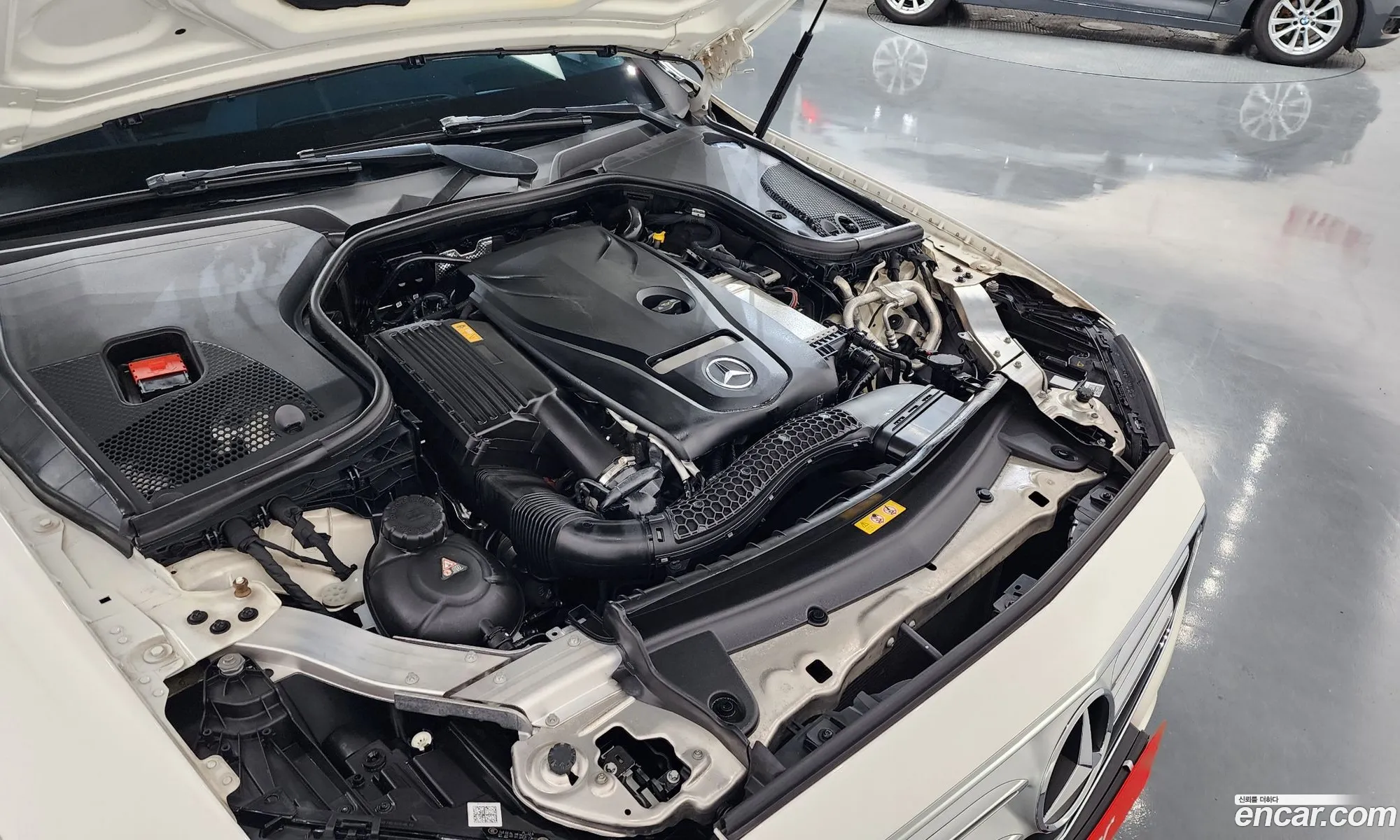 Mercedes-Benz E-Class W213 2017 WDDZF4CB2HA135020 — 6