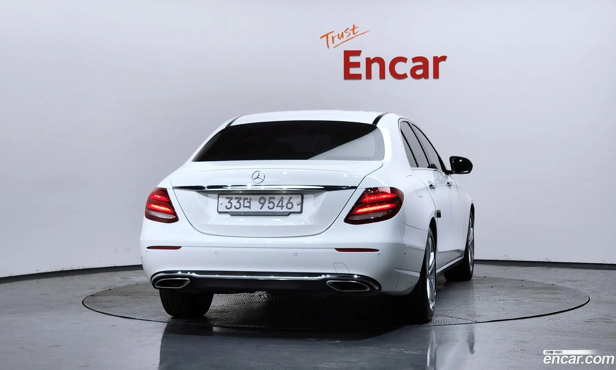Mercedes-Benz E-Class W213 2017 WDDZF4CB2HA135020 — 15
