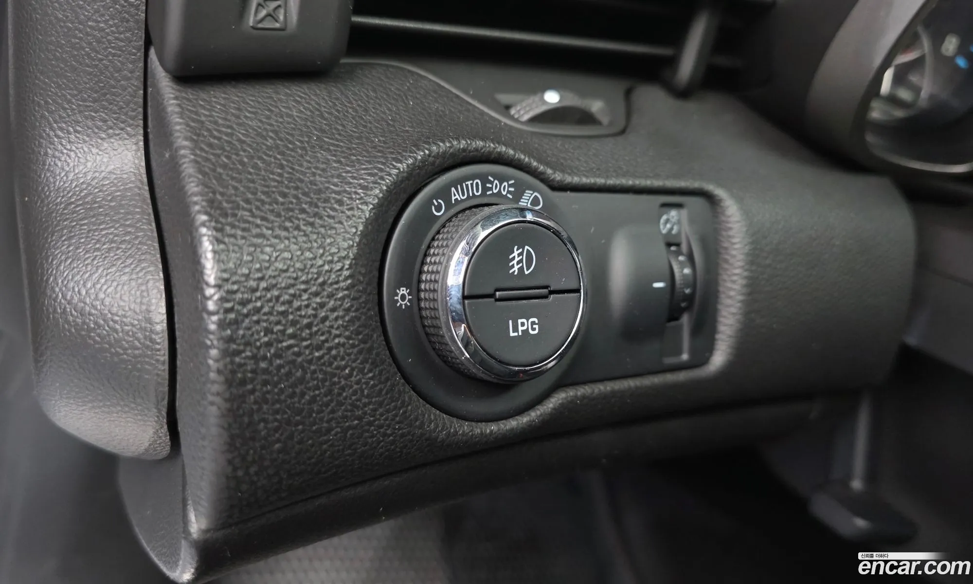 Chevrolet (GM Daewoo) Malibu 2012 — 2
