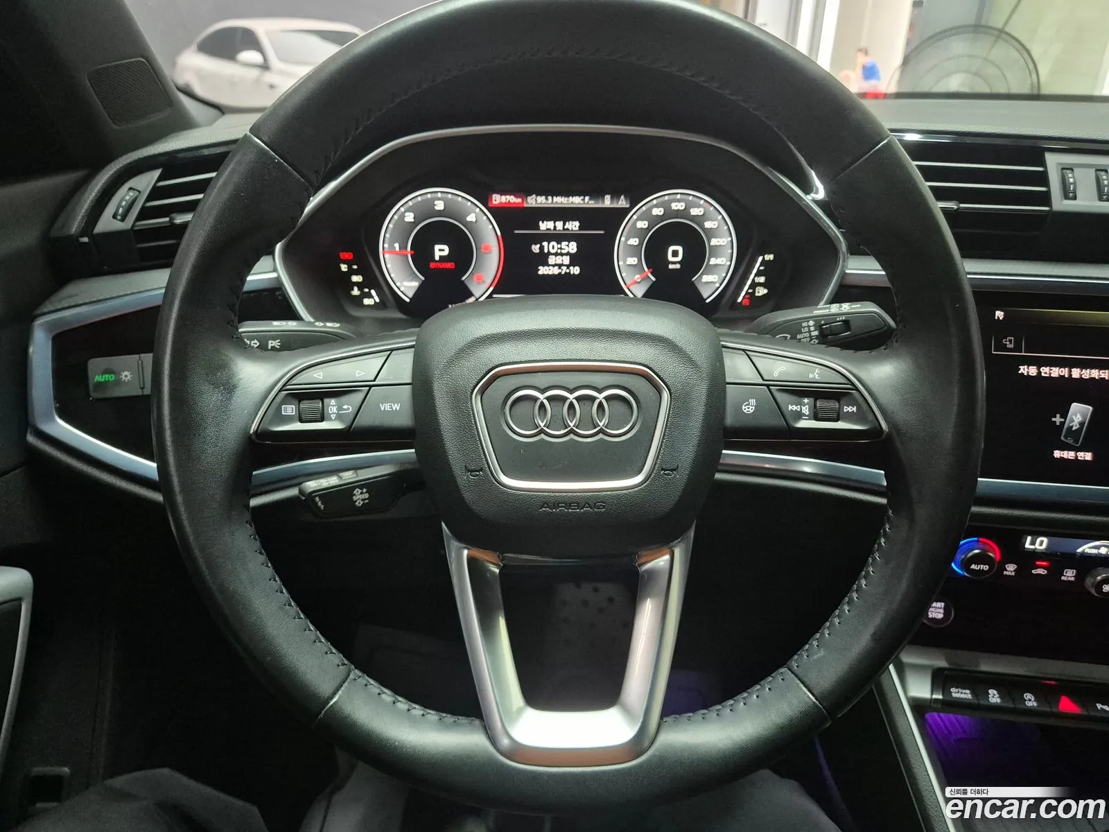 Audi Q3 2020 — 11