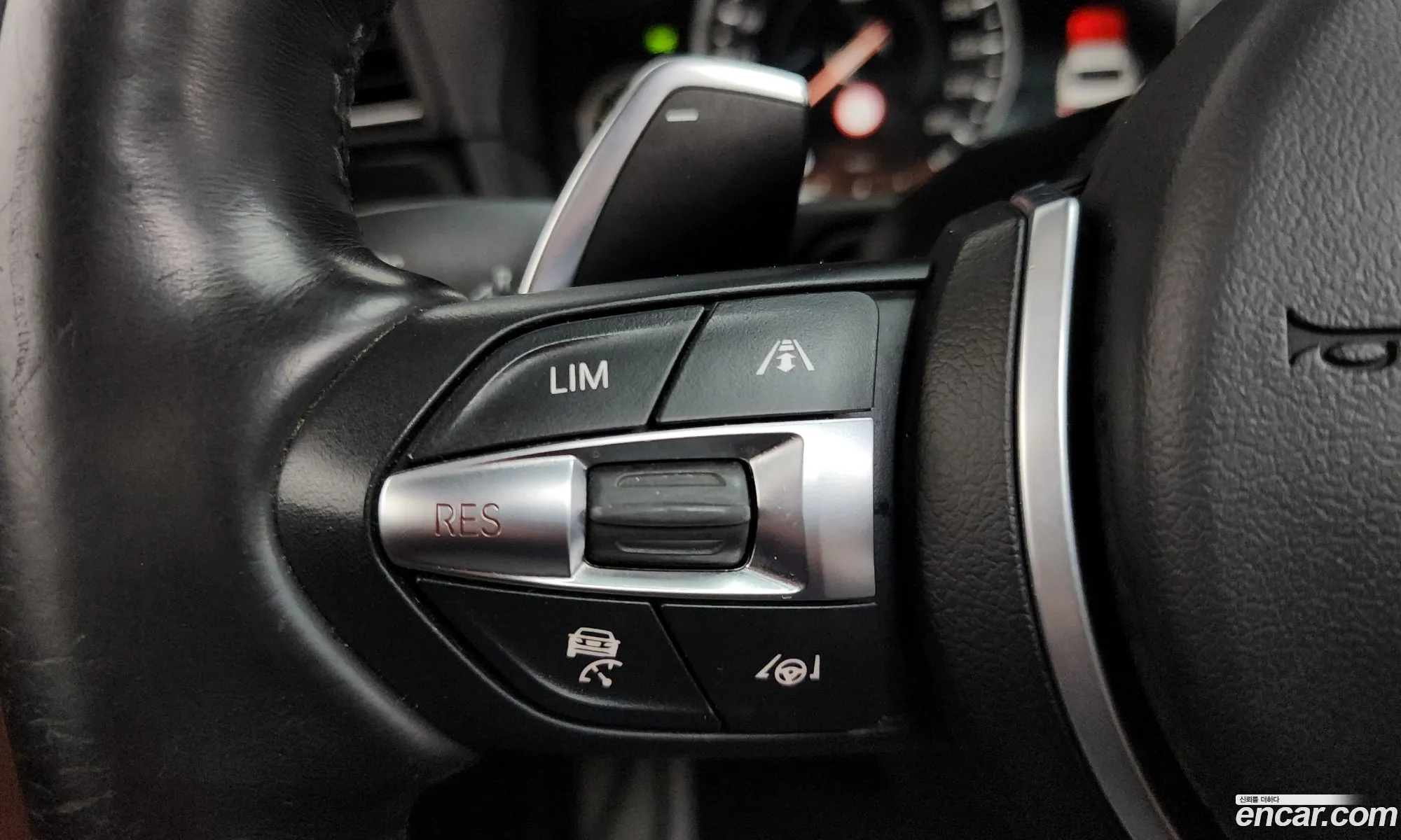 BMW 5 Series 2016 WBA5D3108GGV82664 — 13