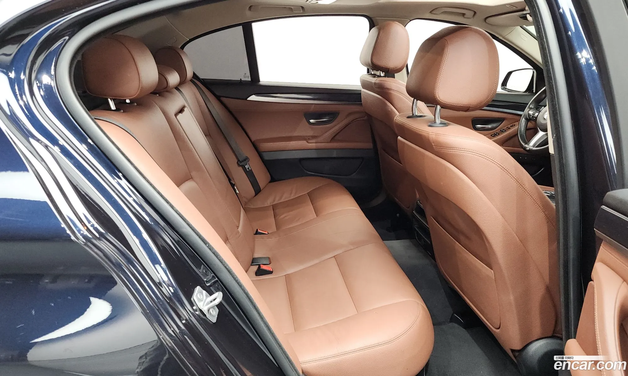 BMW 5 Series 2016 WBA5D3108GGV82664 — 17