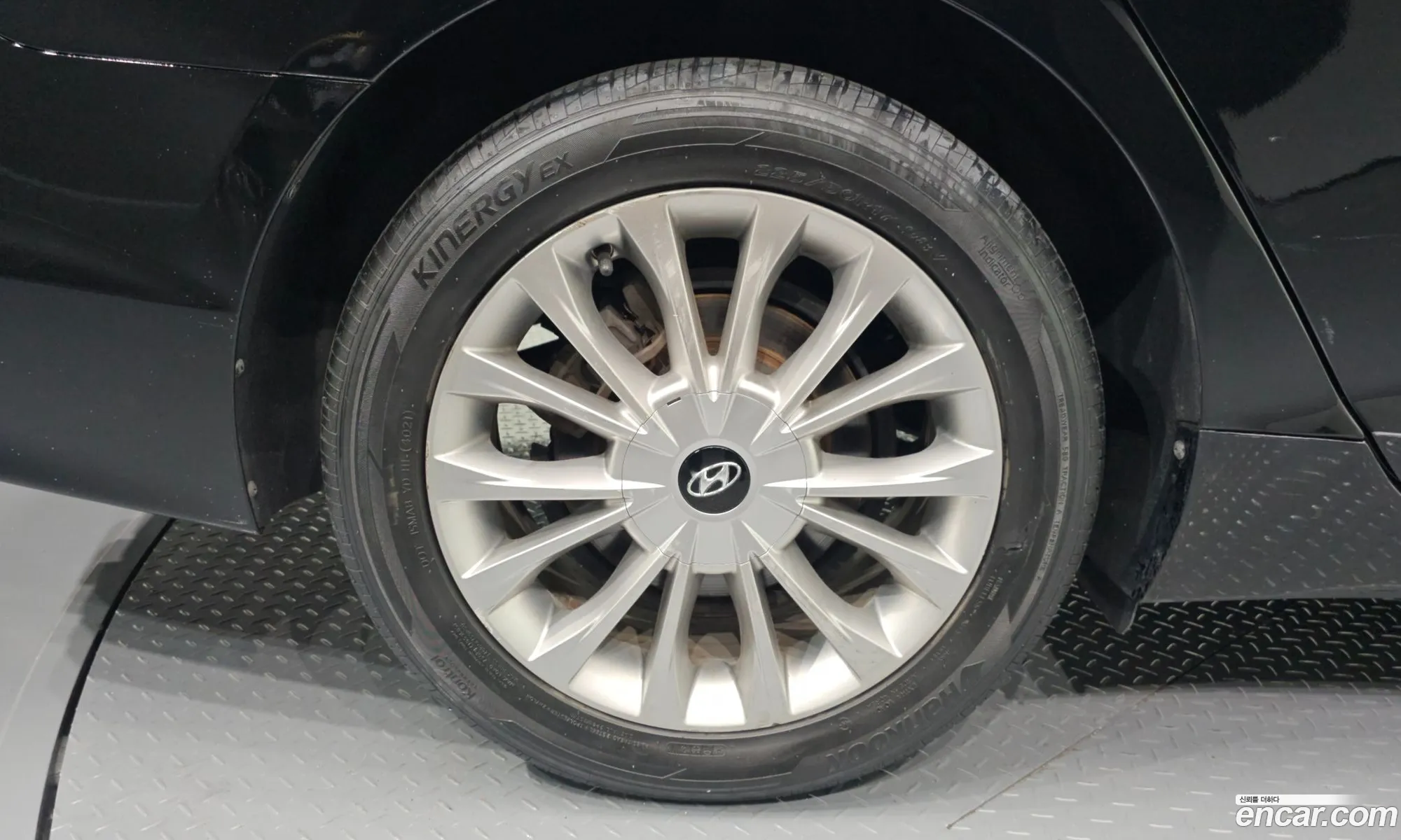Hyundai LF Sonata 2016 — 2