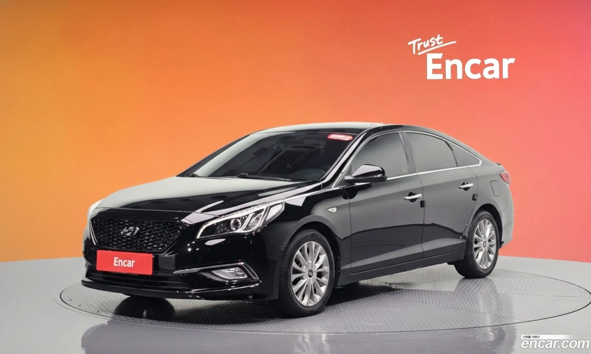 Hyundai LF Sonata 2016 — 11