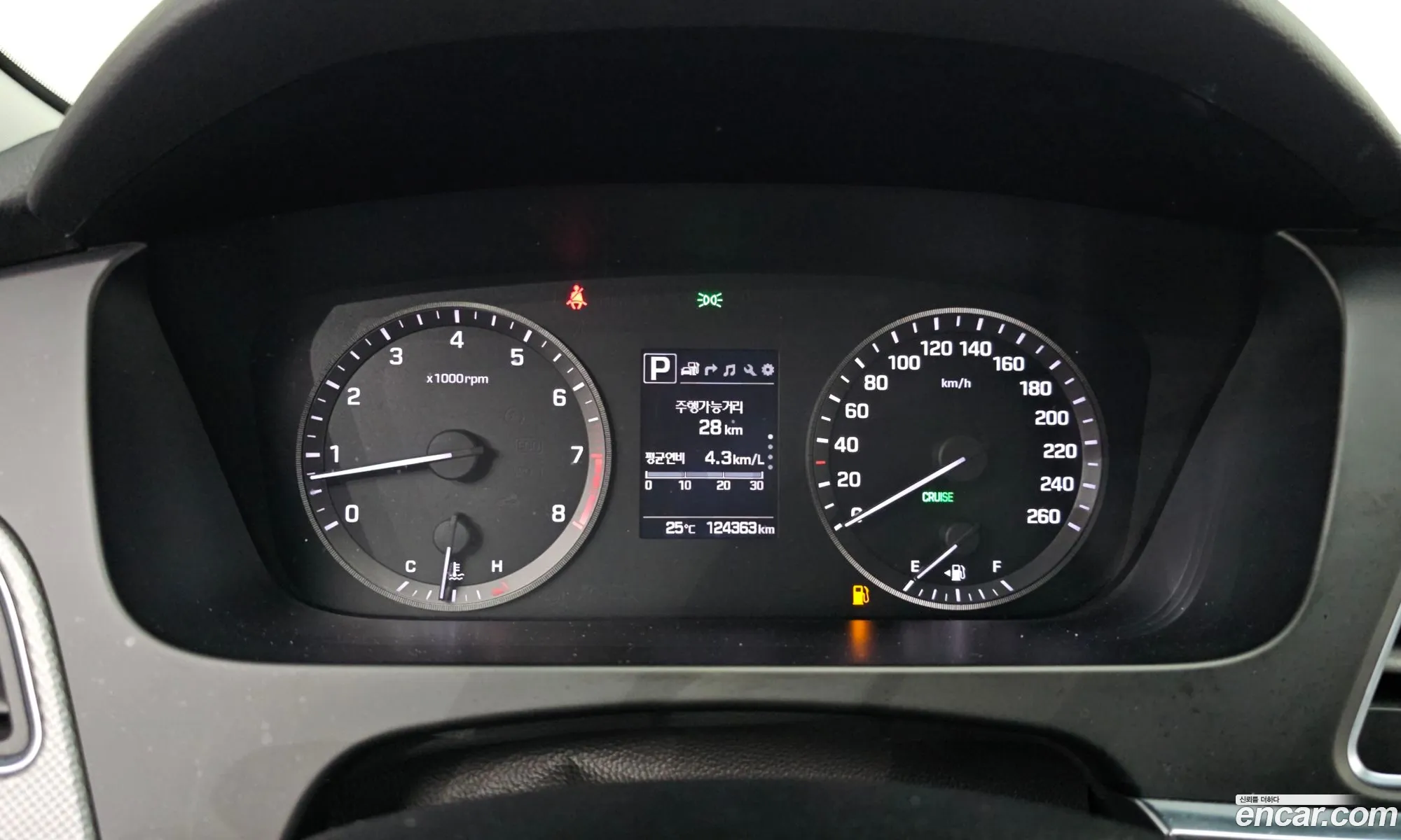 Hyundai LF Sonata 2016 — 19