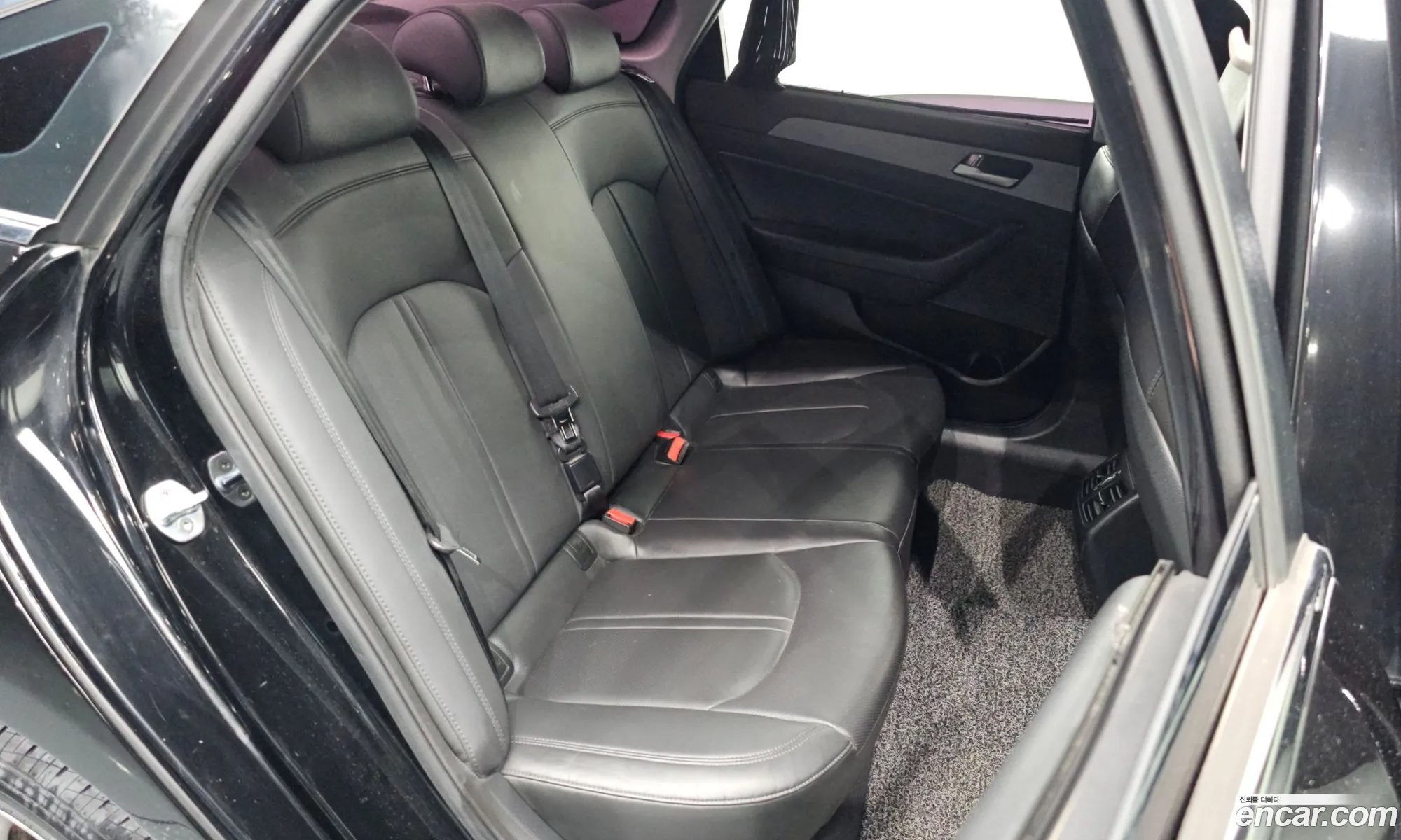 Hyundai LF Sonata 2016 — 9
