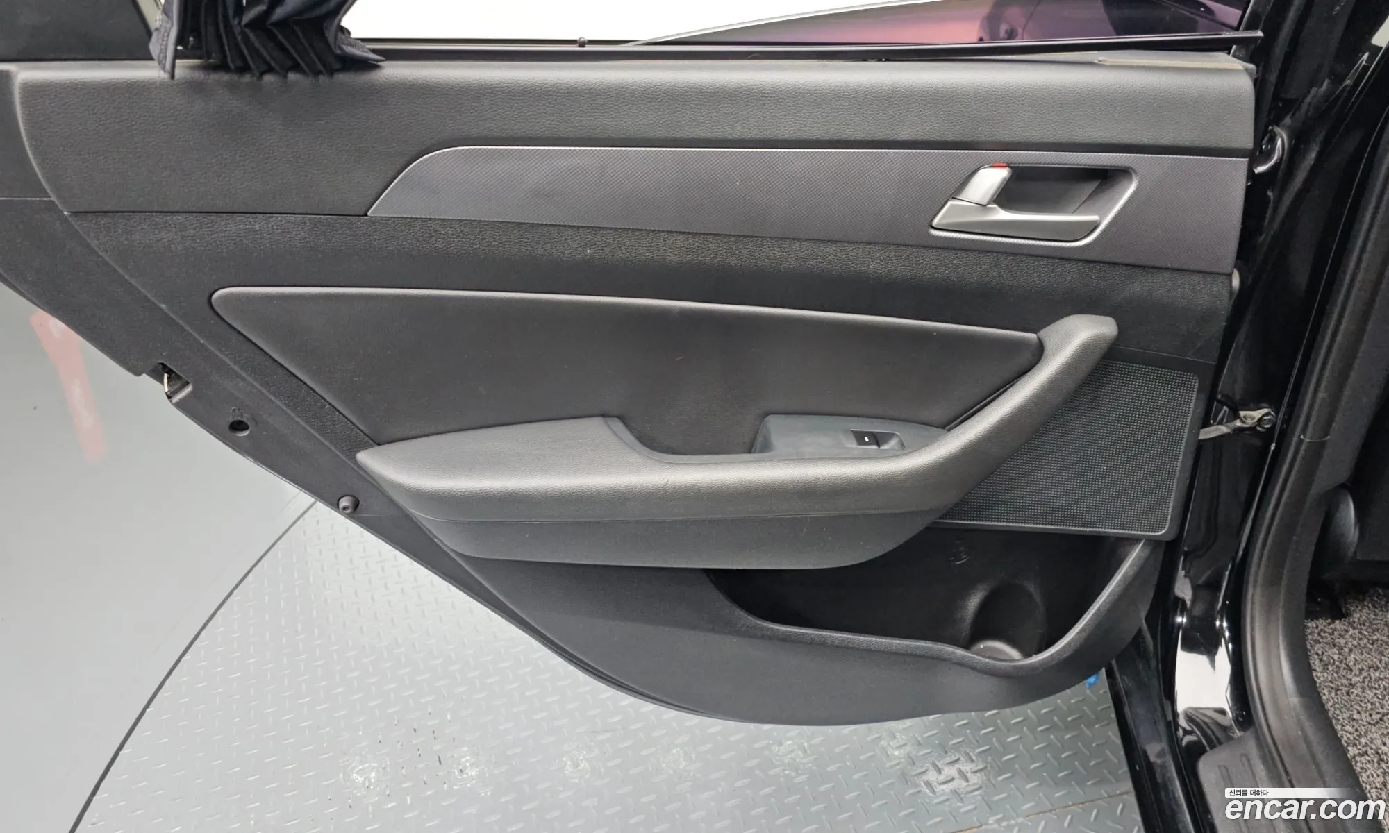 Hyundai LF Sonata 2016 — 18