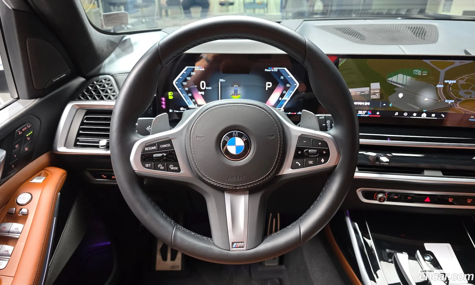 BMW X7 2023 — 18