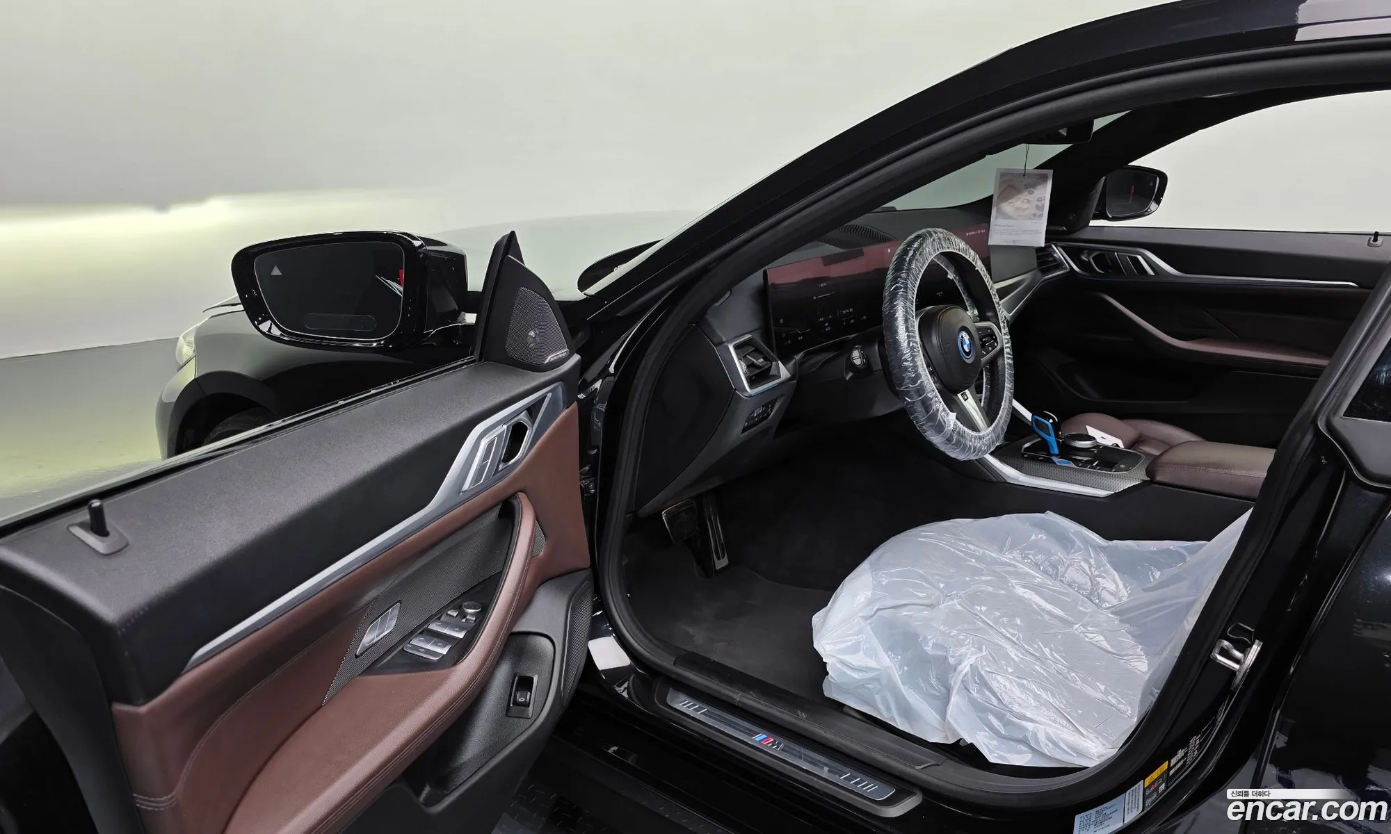 BMW i4 2022 WBY71AW03PFN73098 — 7