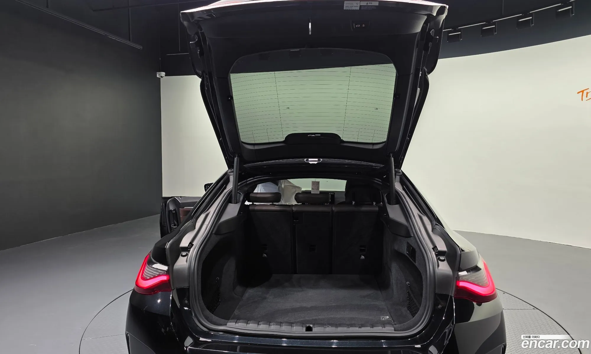 BMW i4 2022 WBY71AW03PFN73098 — 4