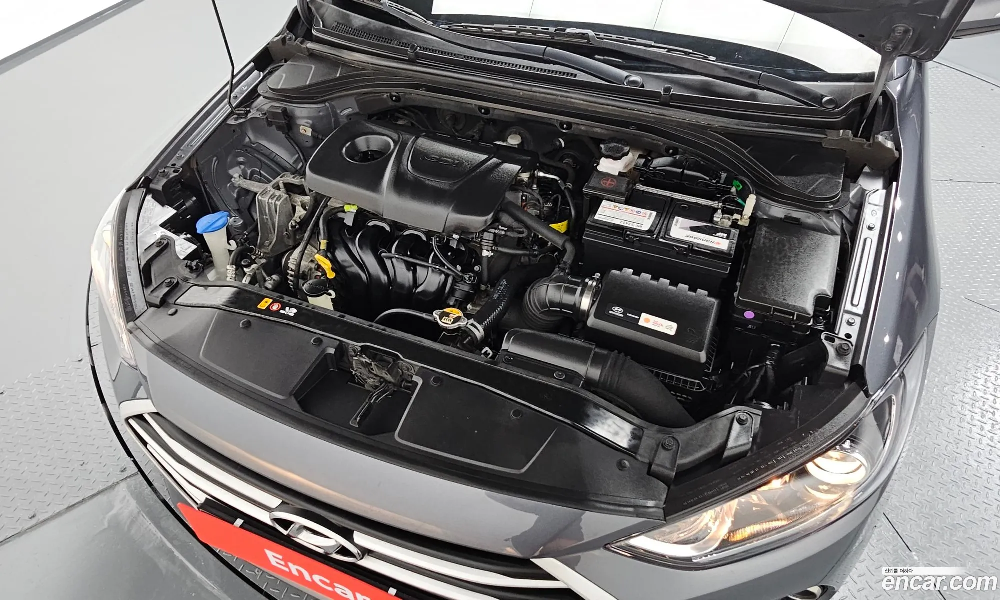 Hyundai Elantra AD 2018 — 3