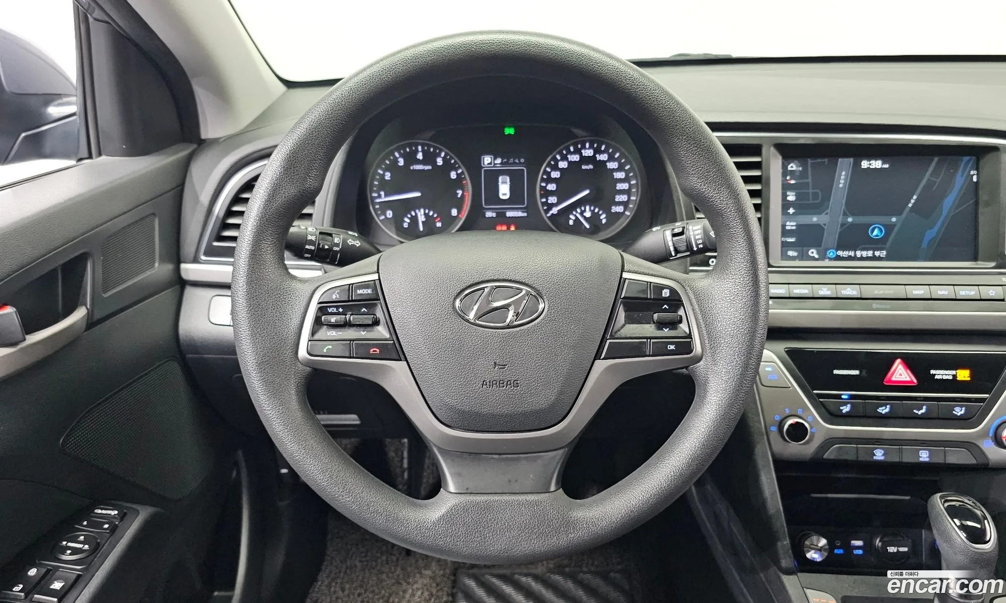 Hyundai Elantra AD 2018 — 9