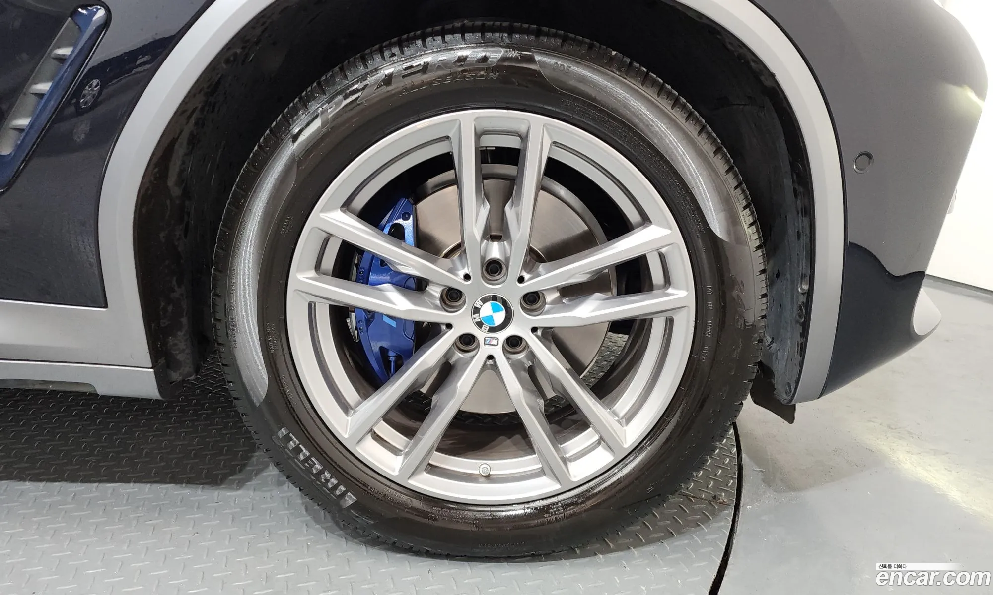 BMW X4 2021 — 2