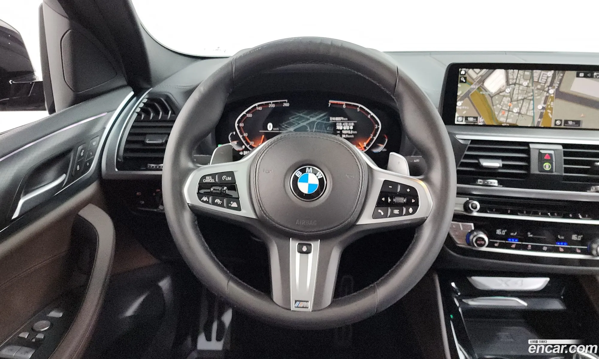 BMW X4 2021 — 32