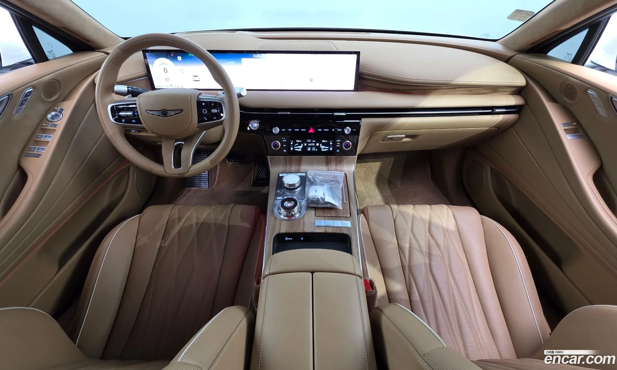 Genesis G80 2024 KMTGB41CBSU254243 — 4