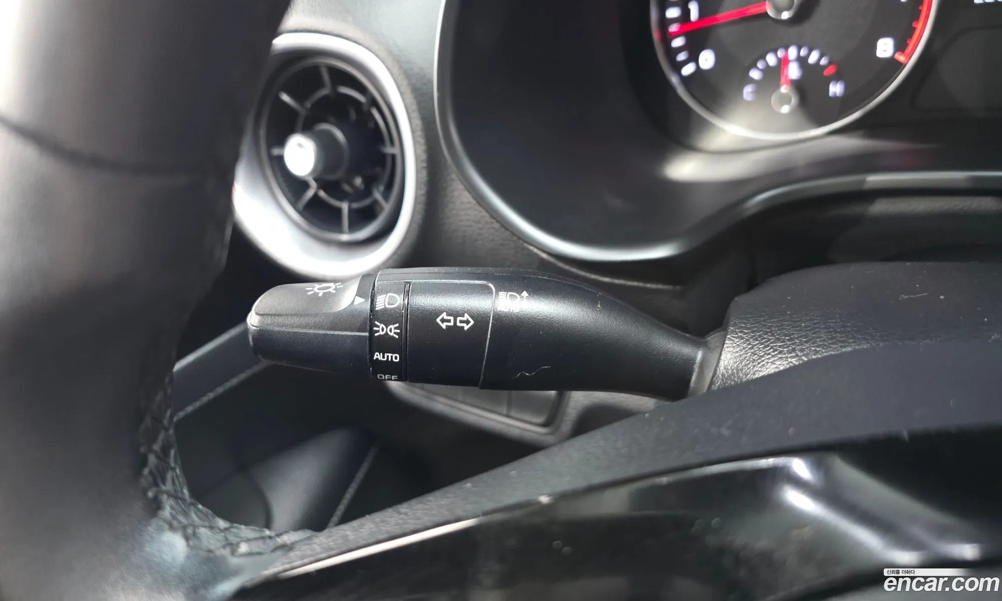 Kia K3 2023 — 4