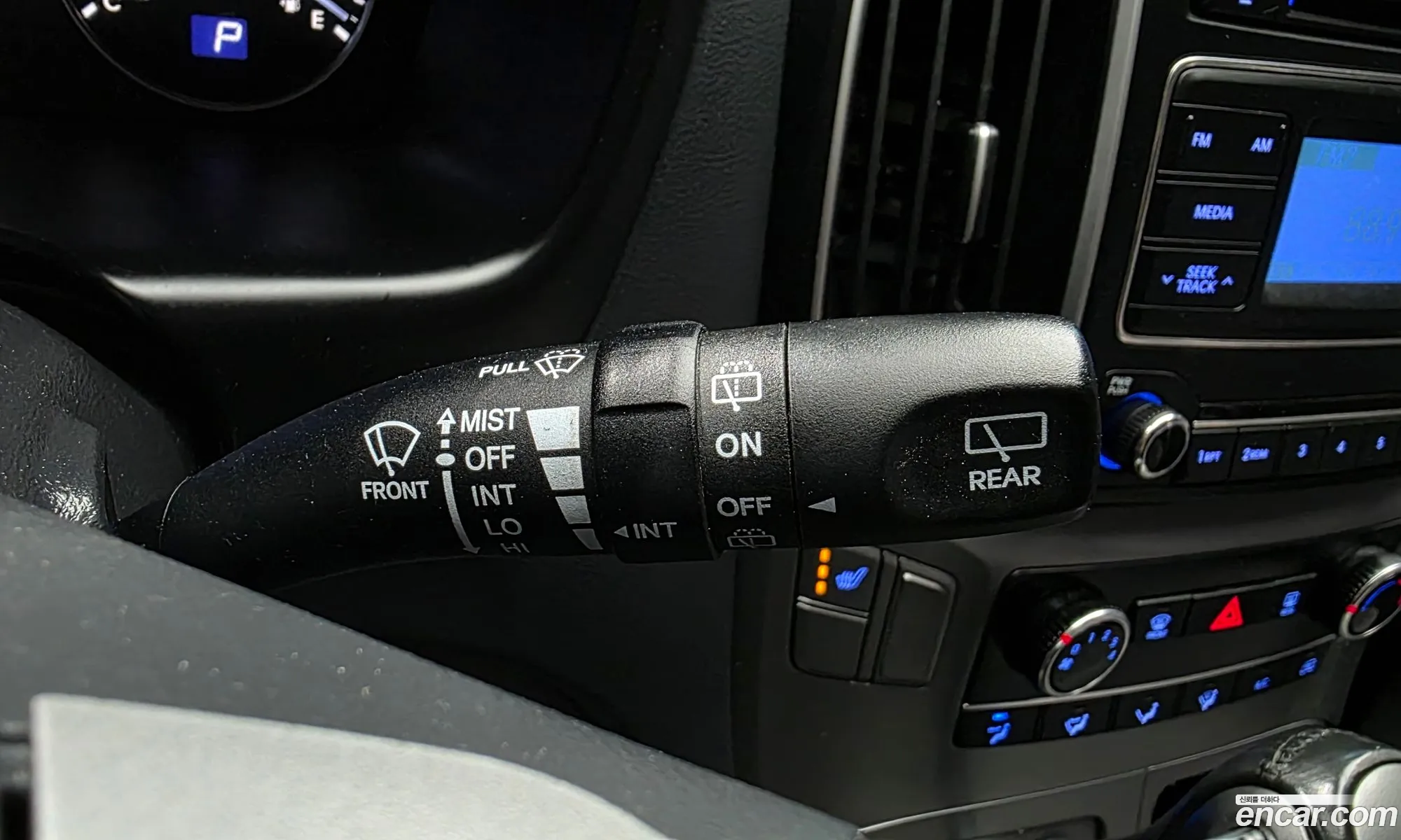 Hyundai Grand Starex 2020 — 21