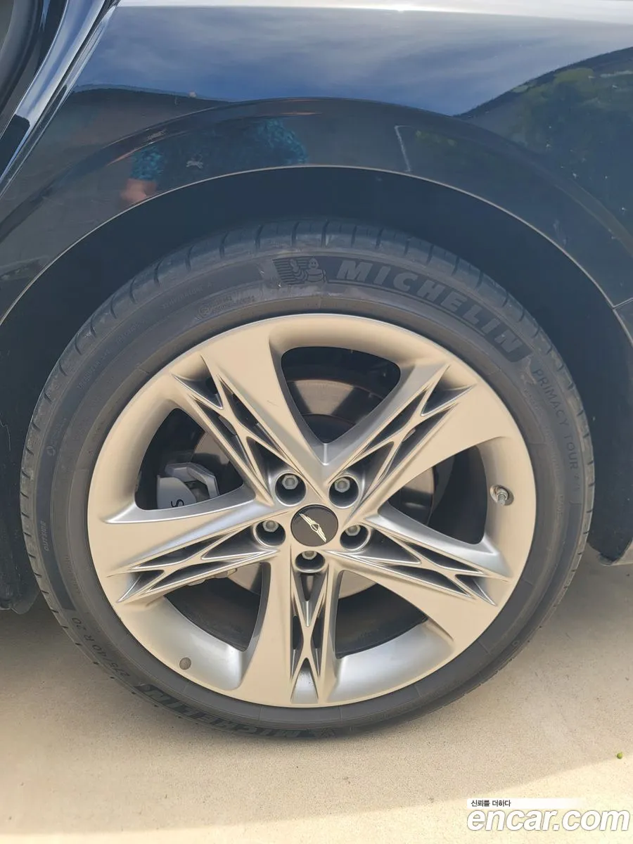 Genesis G90 2022 — 7