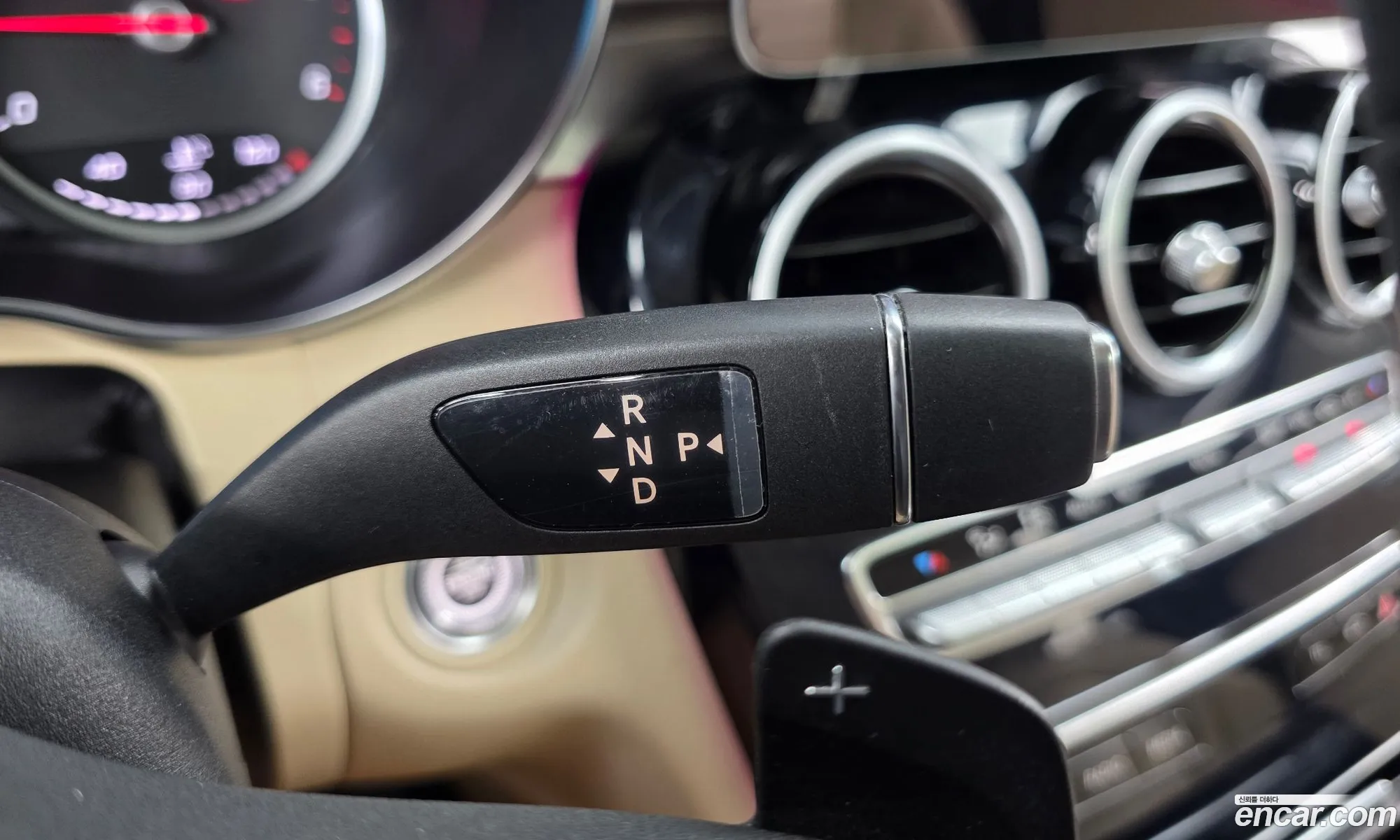 Mercedes-Benz C-Class W205 2020 — 13