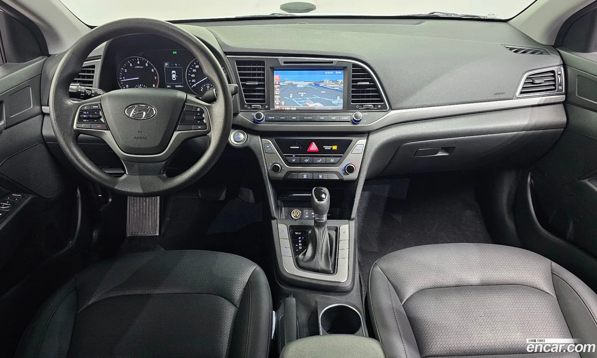 Hyundai Elantra AD 2017 KMHD641DBJU558576 — 4