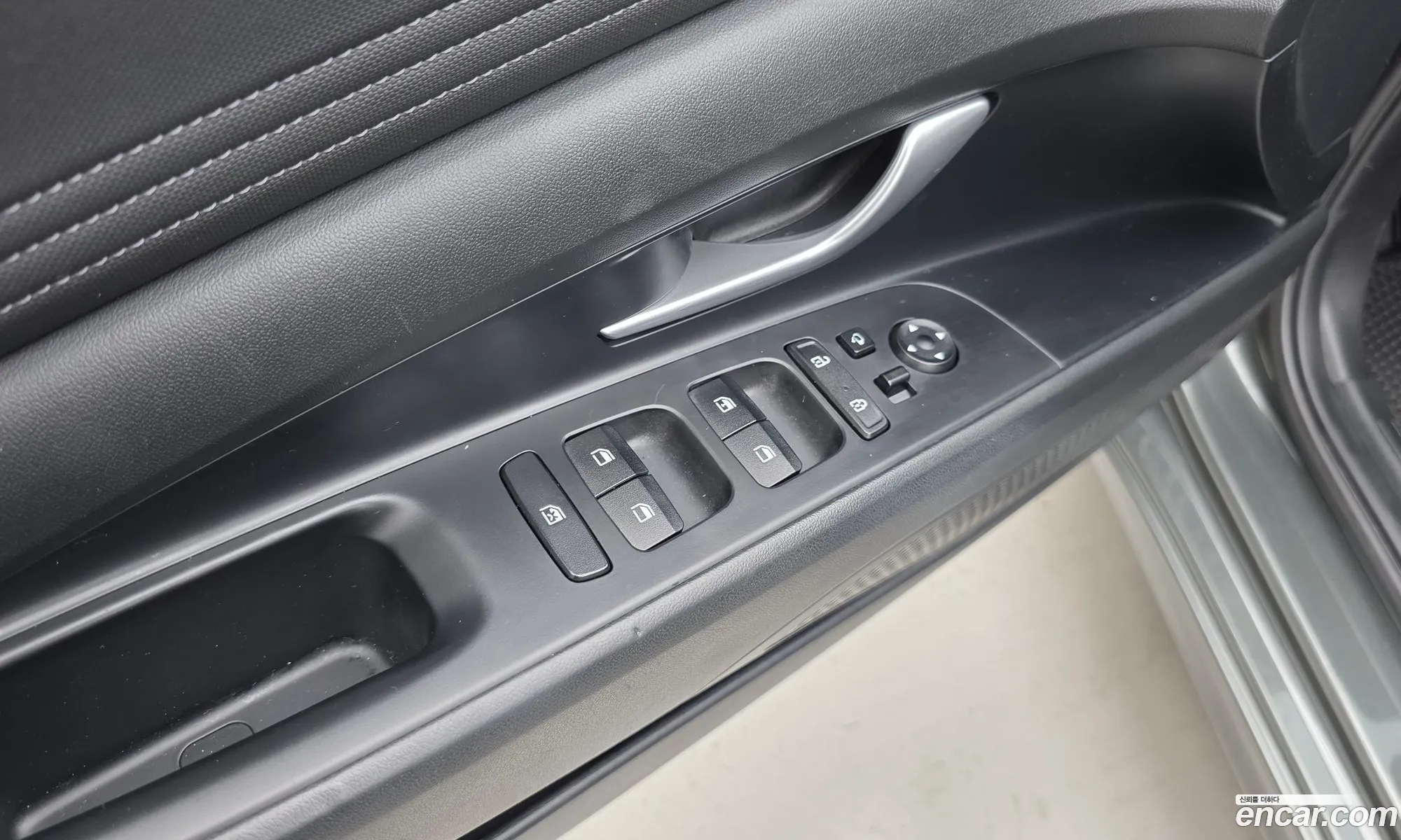 Hyundai Elantra 2022 — 16