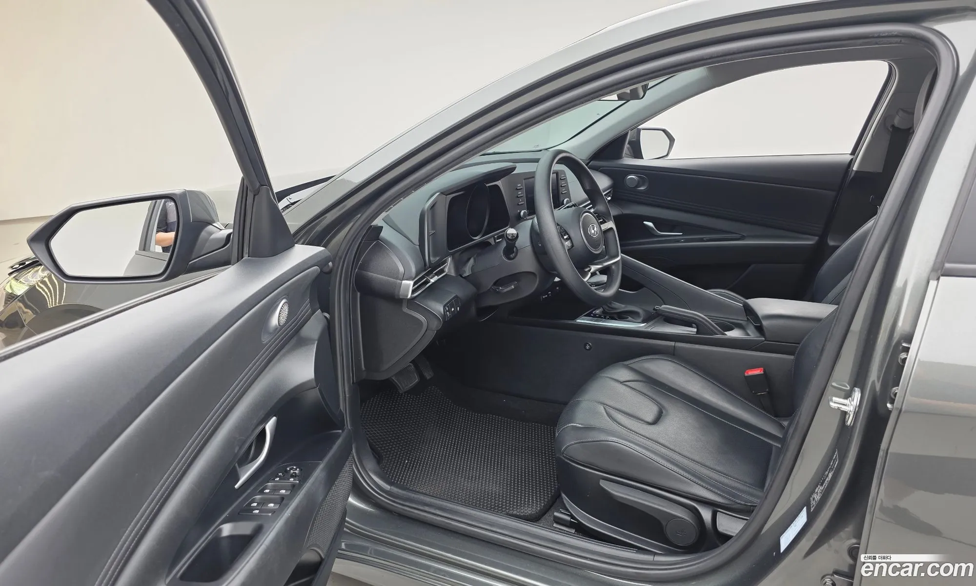 Hyundai Elantra 2022 — 11
