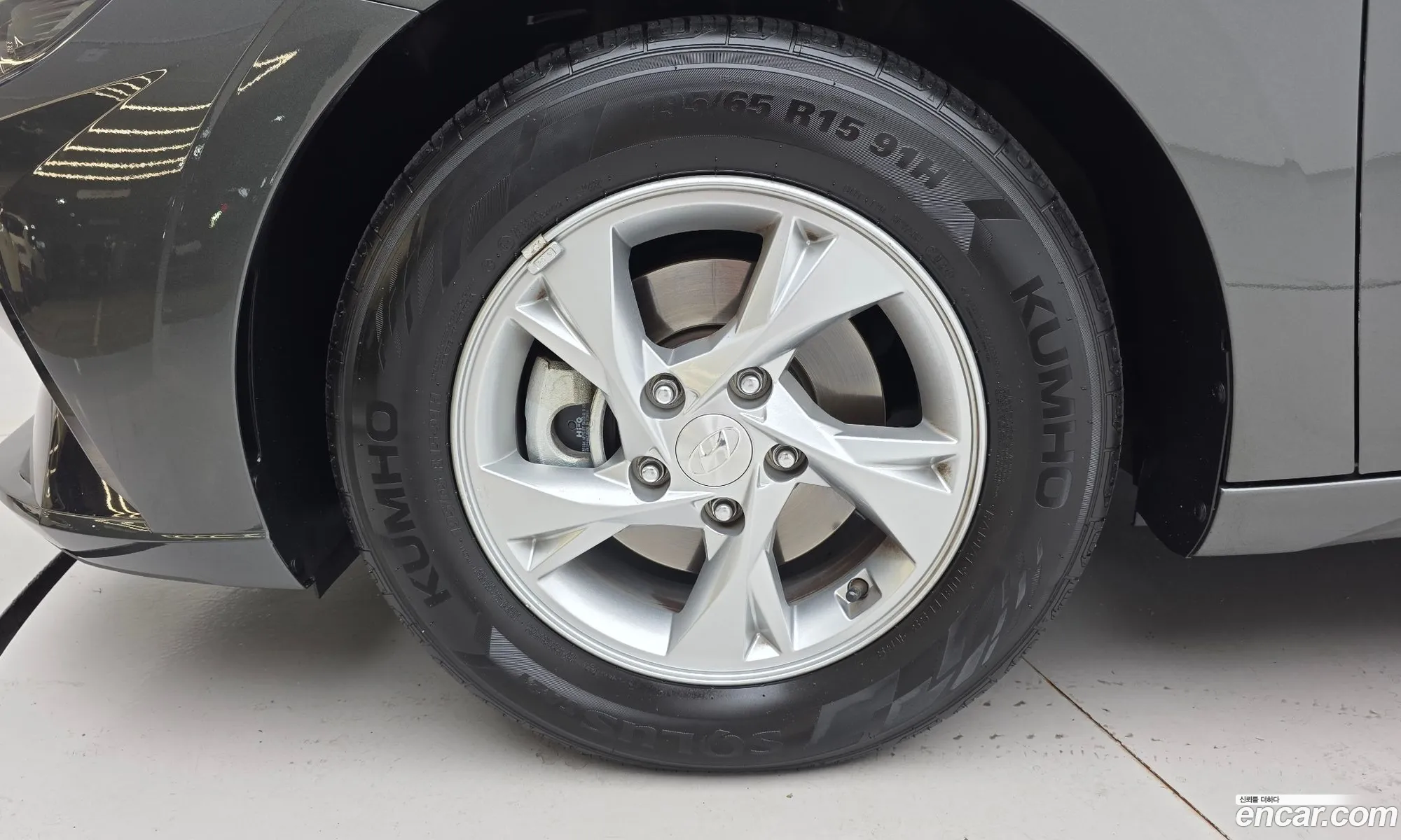 Hyundai Elantra 2022 — 3
