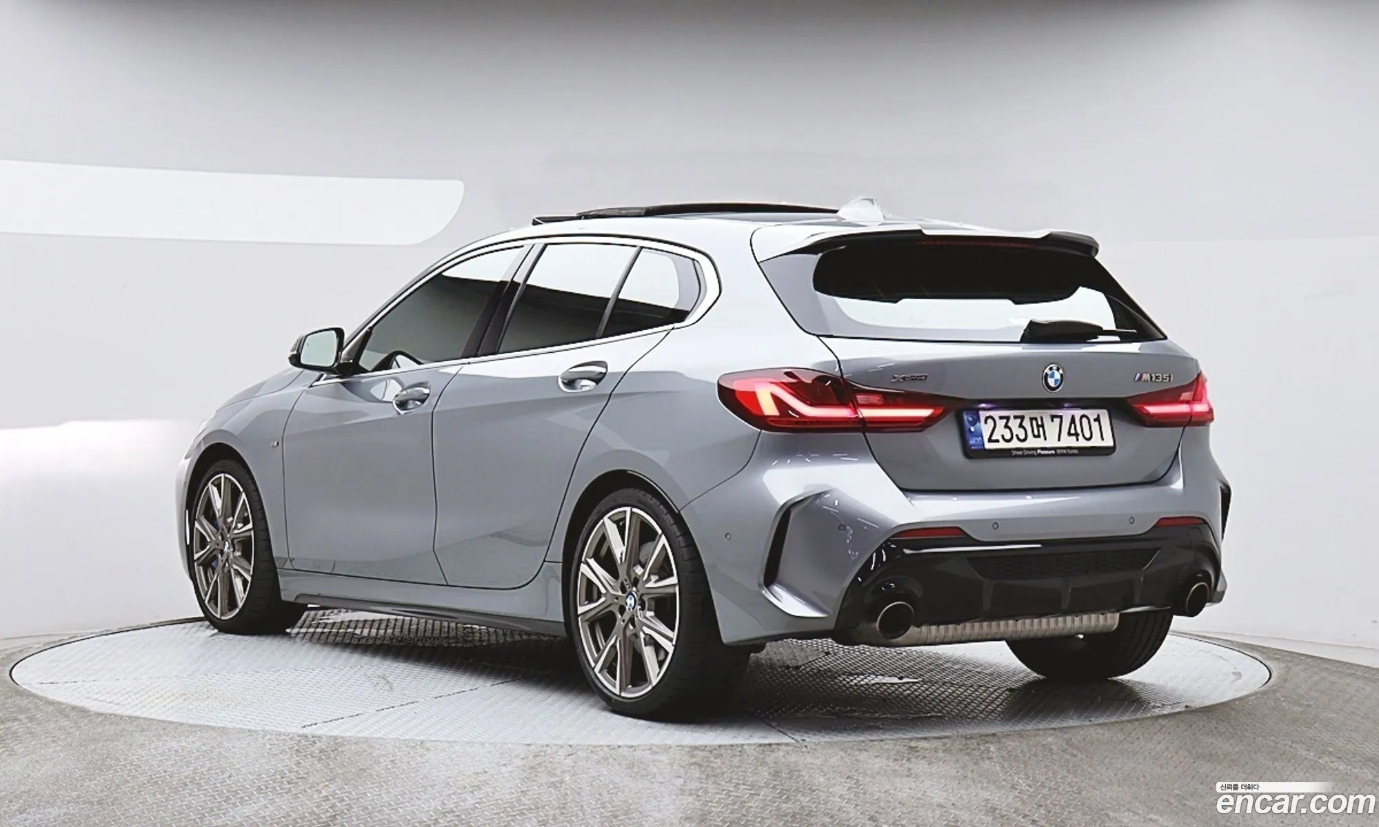 BMW 1 Series 2023 — 16
