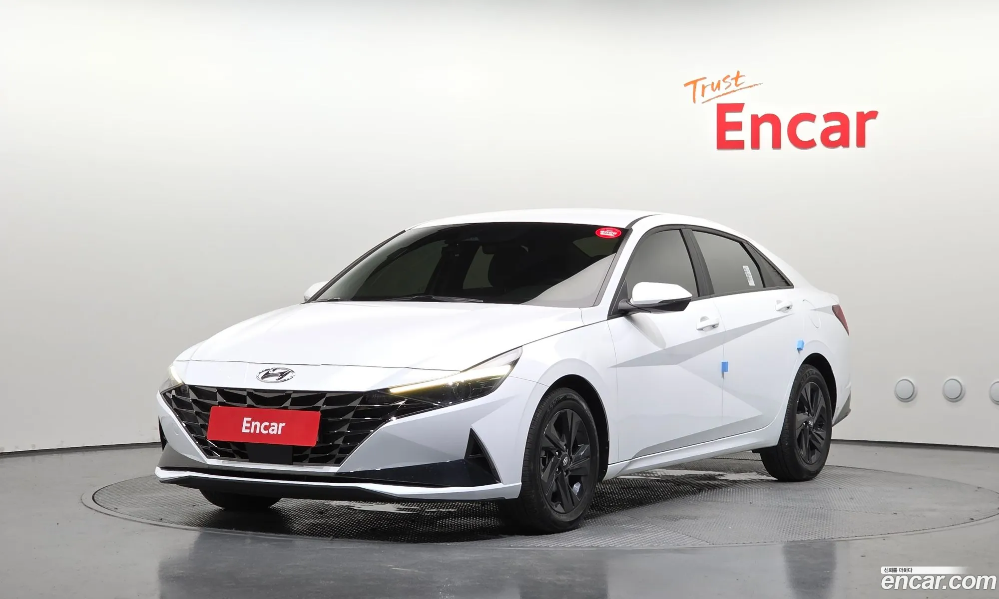 Hyundai Elantra 2022 — 27