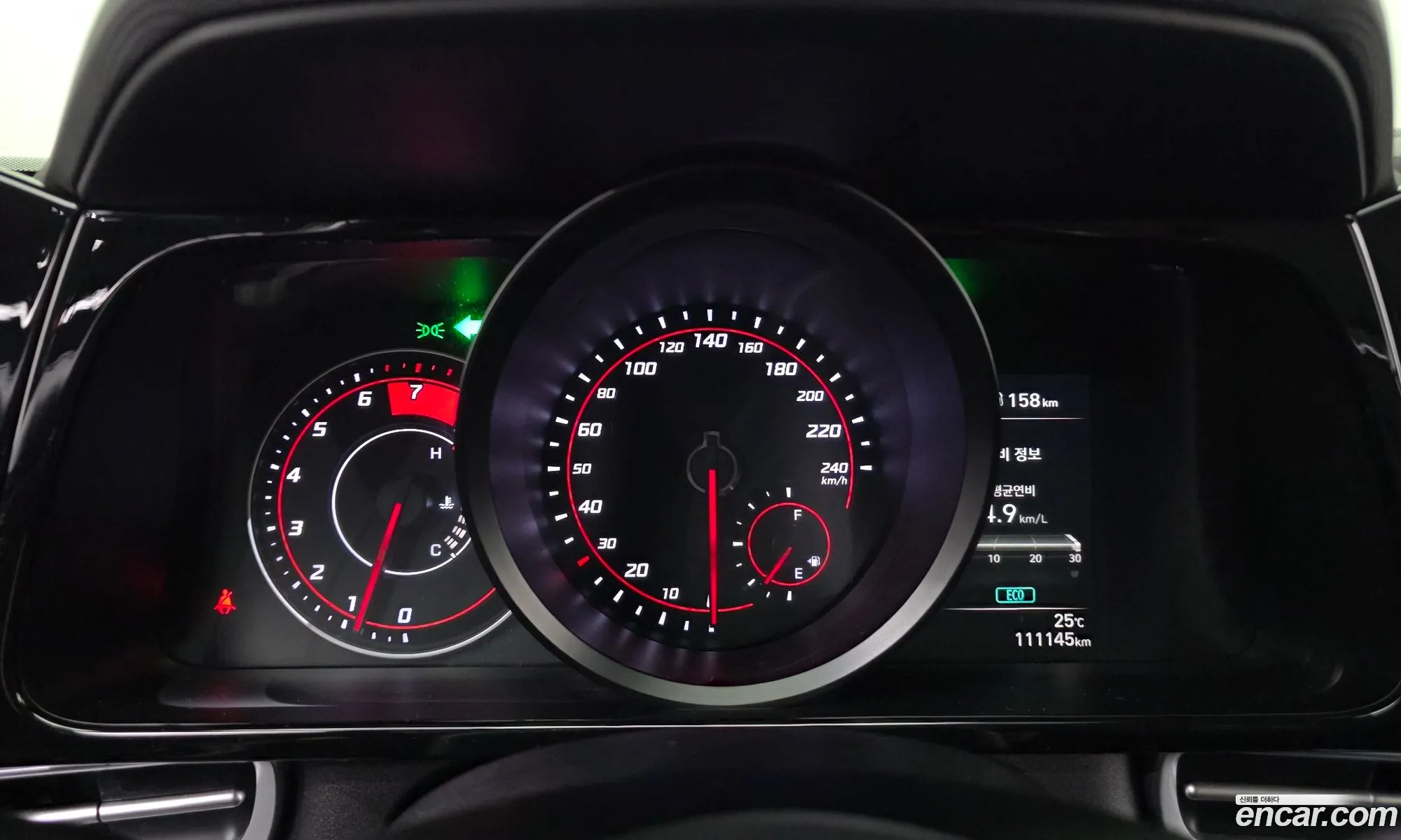 Hyundai Elantra 2022 — 26