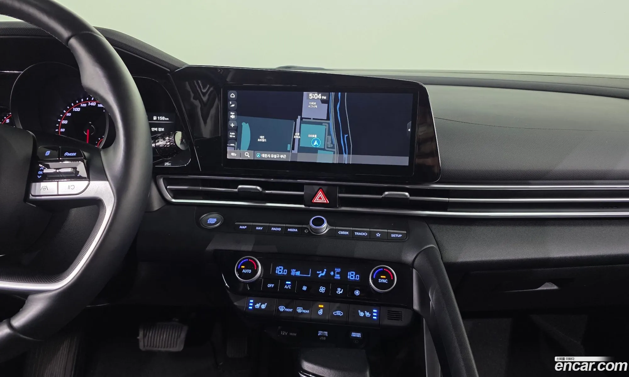 Hyundai Elantra 2022 — 19