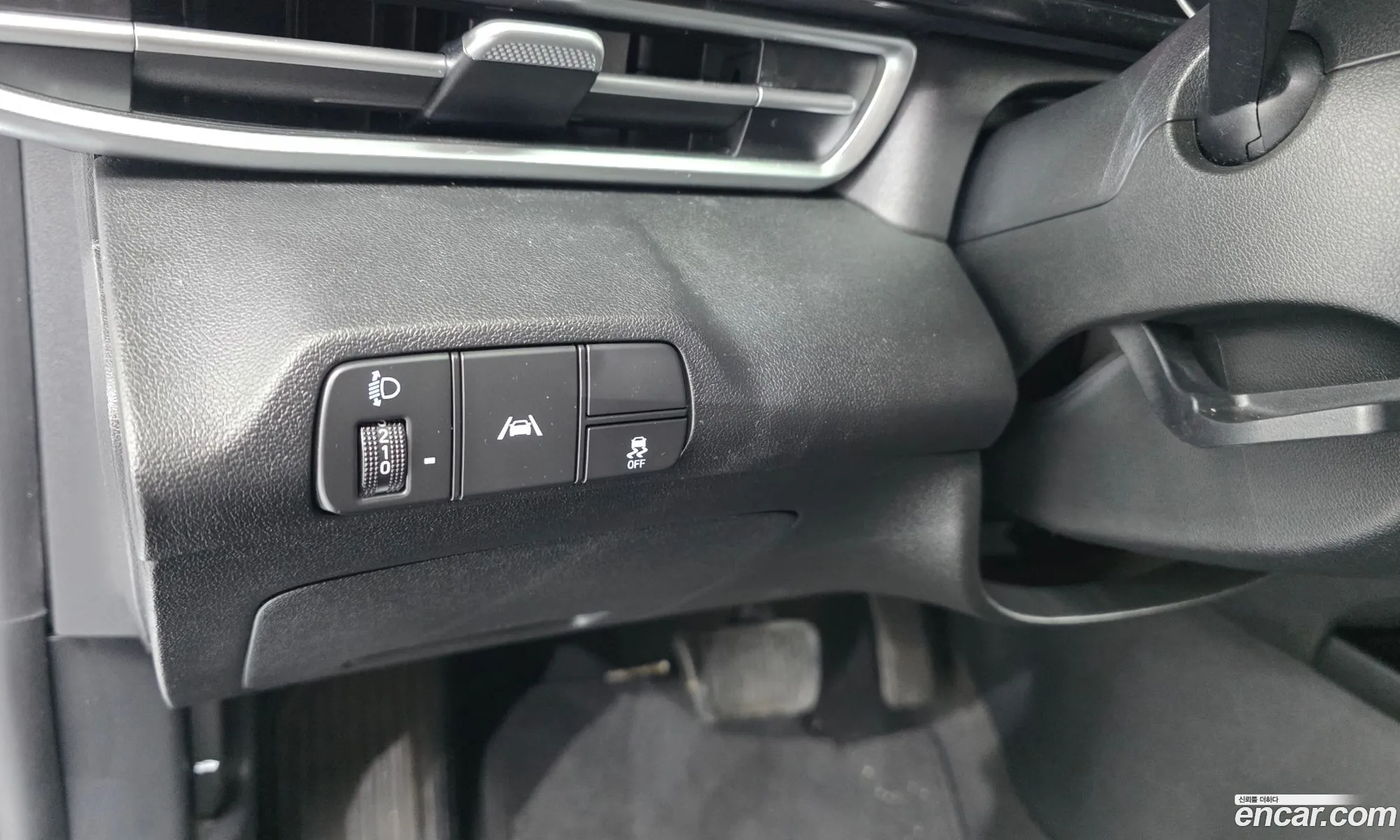 Hyundai Elantra 2022 — 5