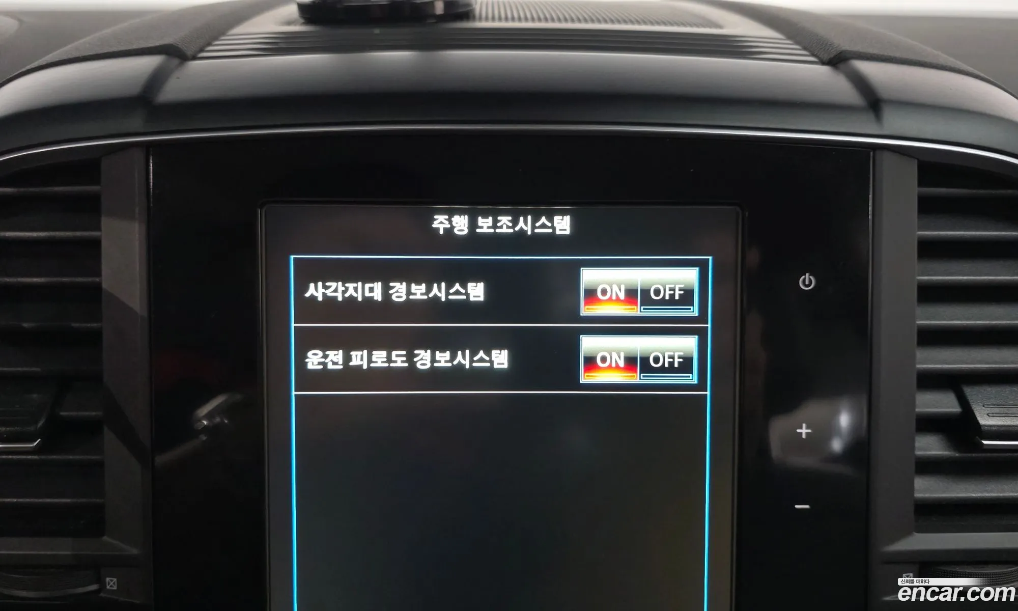 Renault Korea (Samsung) QM6 2021 KNME5C2C7NP066852 — 10