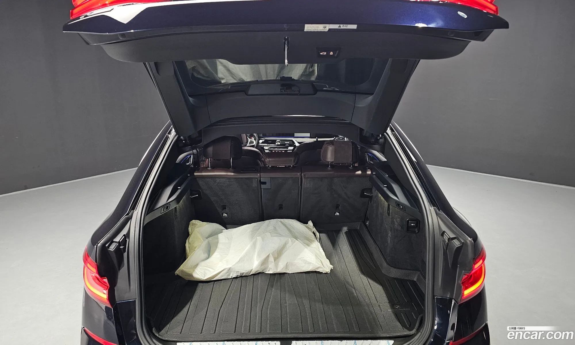 BMW 6 Series GT 2021 WBA61CC01MCH31111 — 12