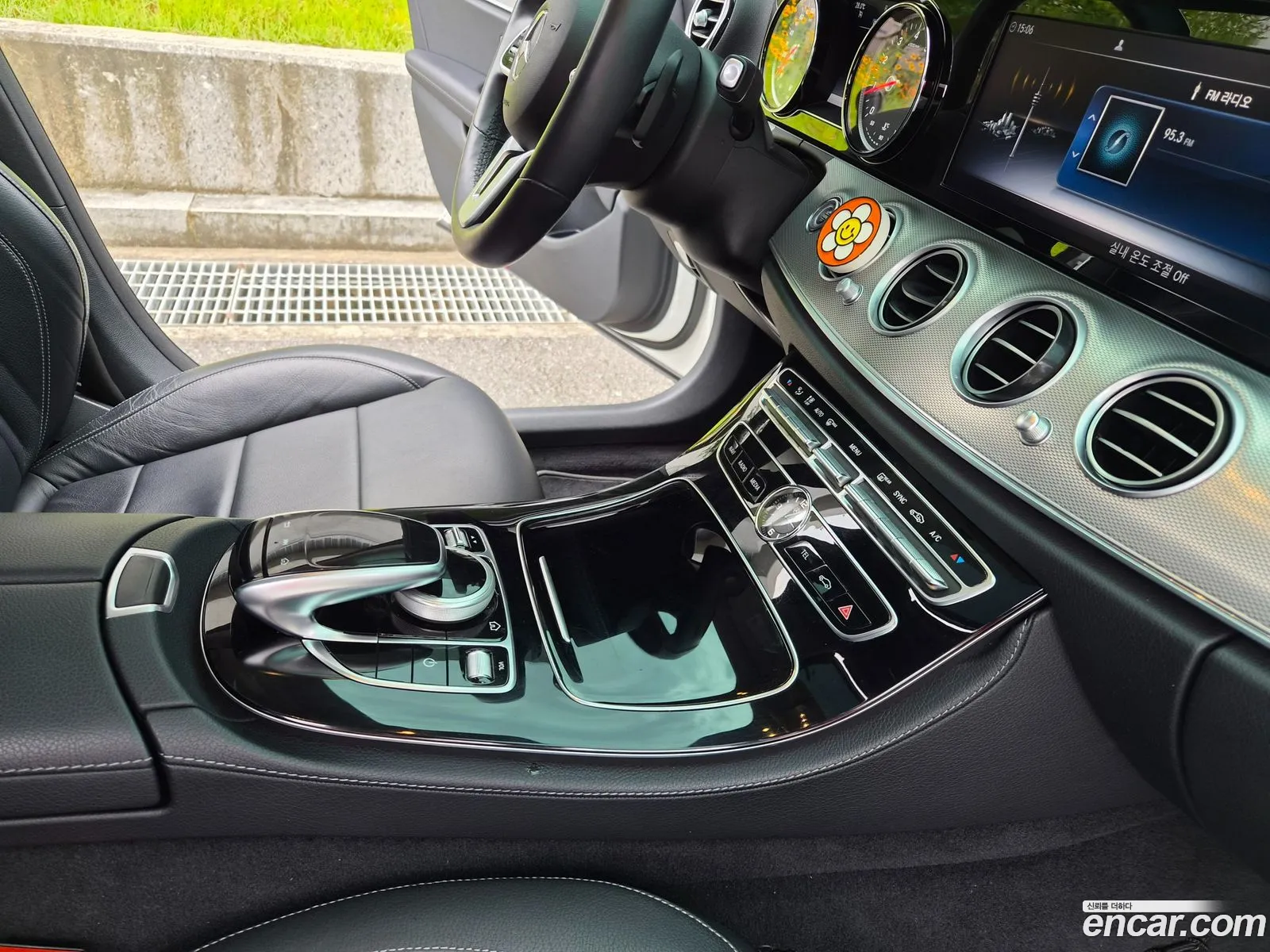 Mercedes-Benz E-Class W213 2019 — 19
