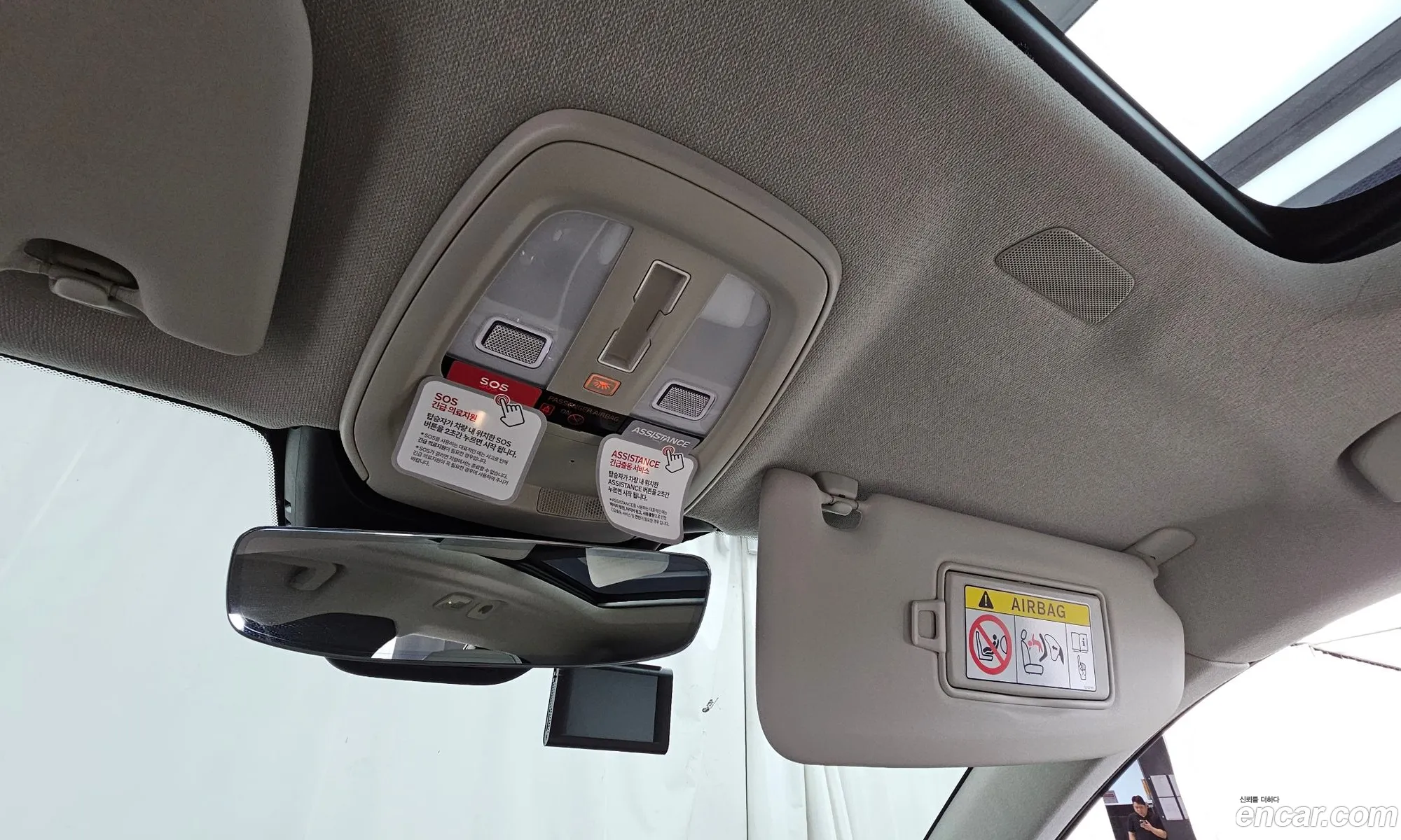 Volvo XC40 2025 — 3