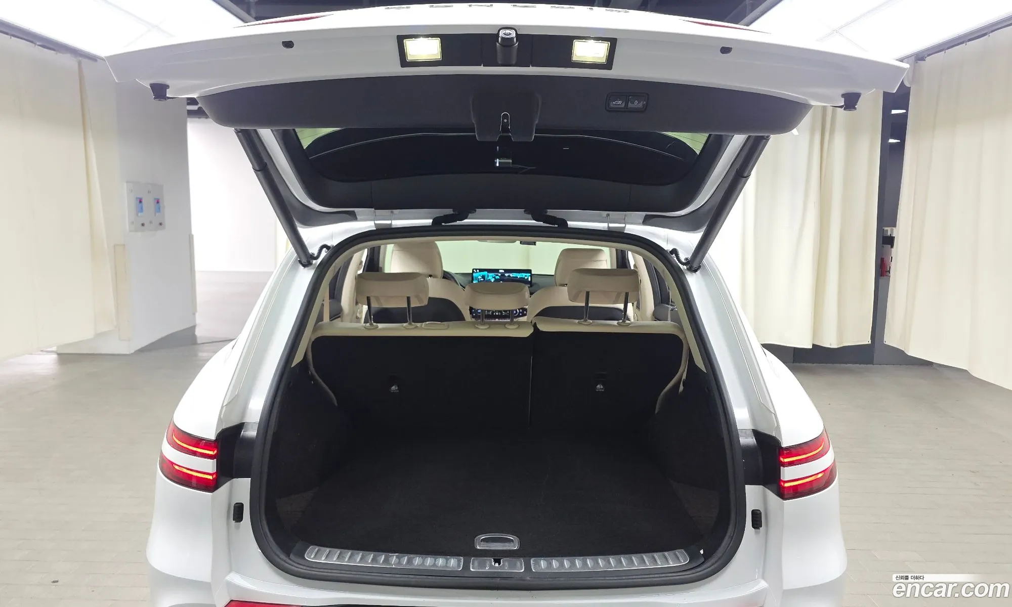 Genesis GV70 2022 — 12