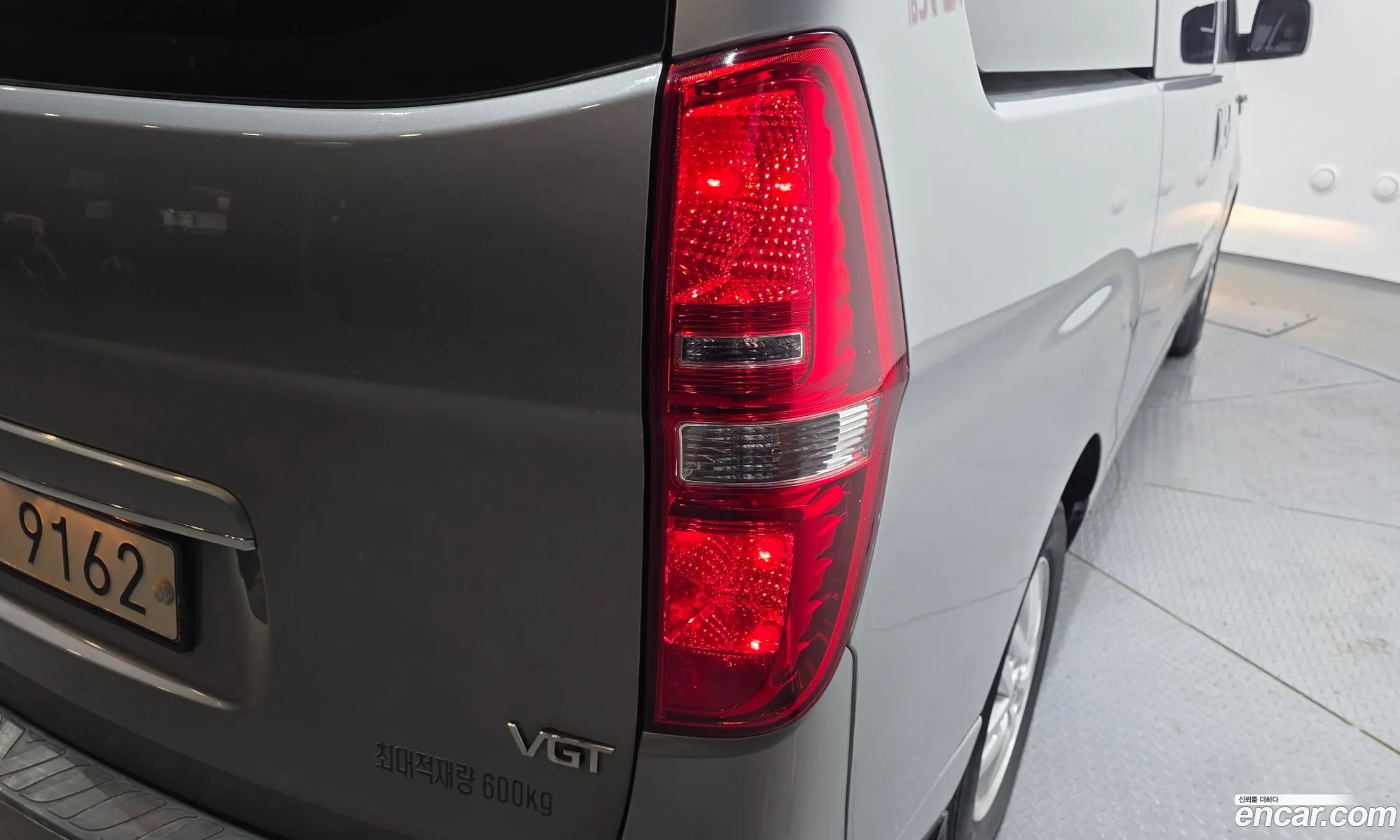 Hyundai Grand Starex 2016 — 20