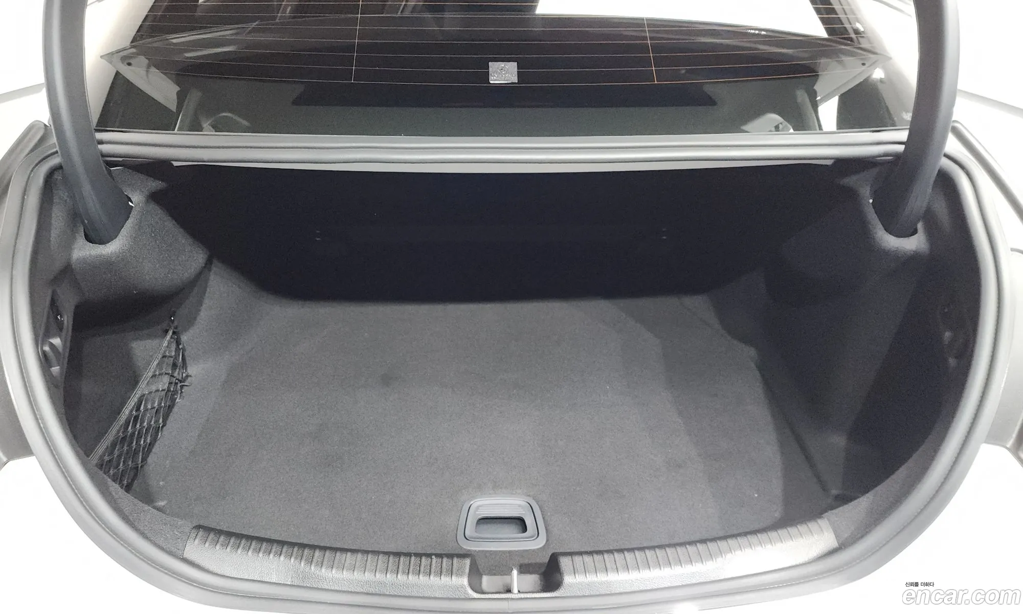 Mercedes-Benz C-Class W206 2024 — 17