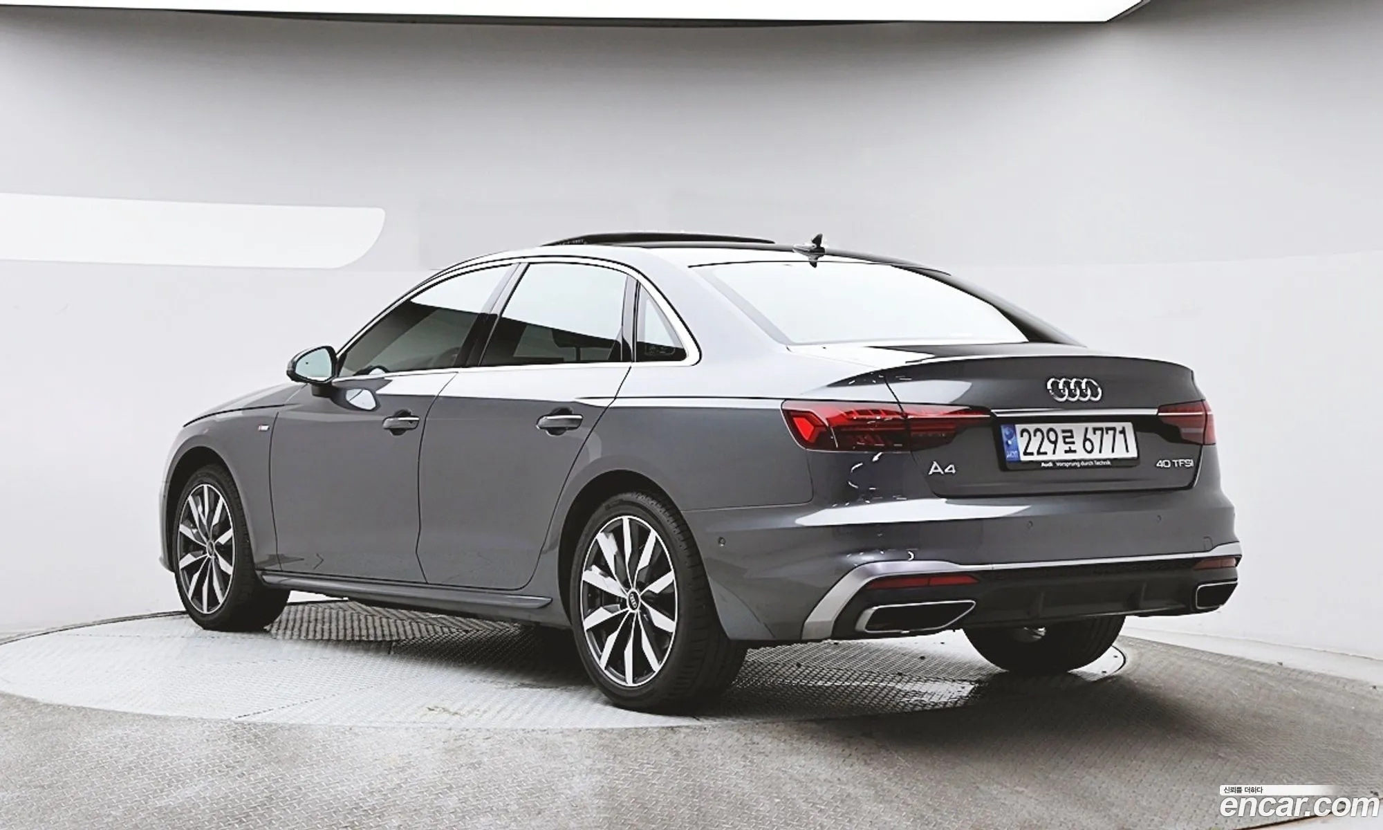Audi A4 2023 — 3