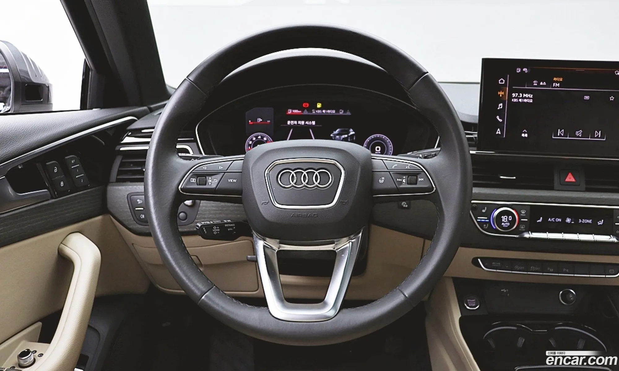 Audi A4 2023 — 18