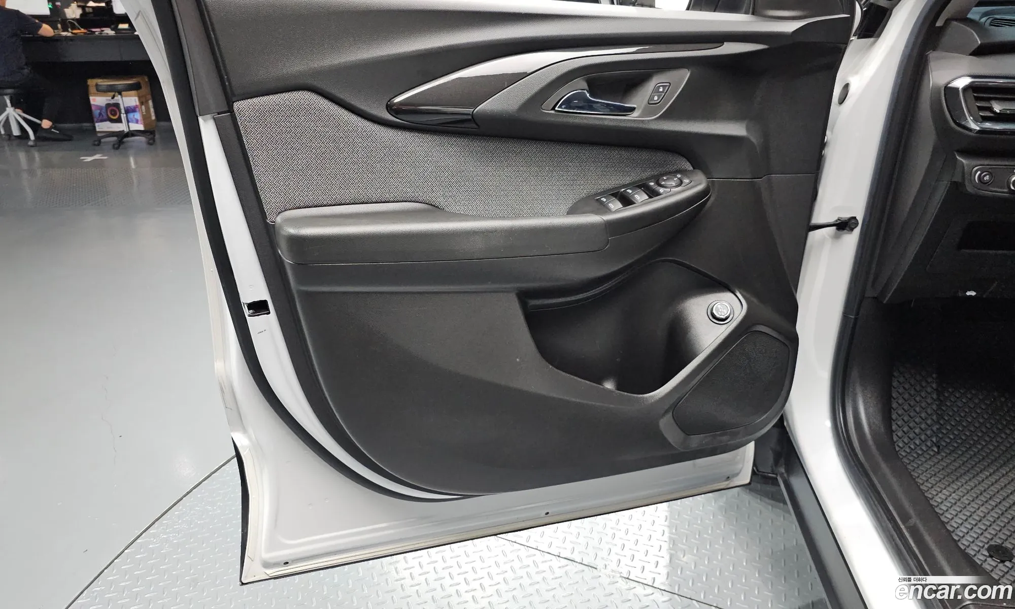 Chevrolet (GM Daewoo) Trailblazer 2022 — 14