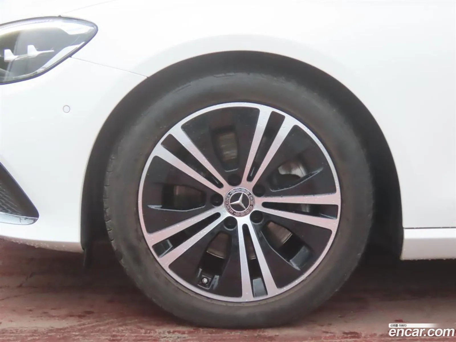 Mercedes-Benz E-Class W213 2021 — 19