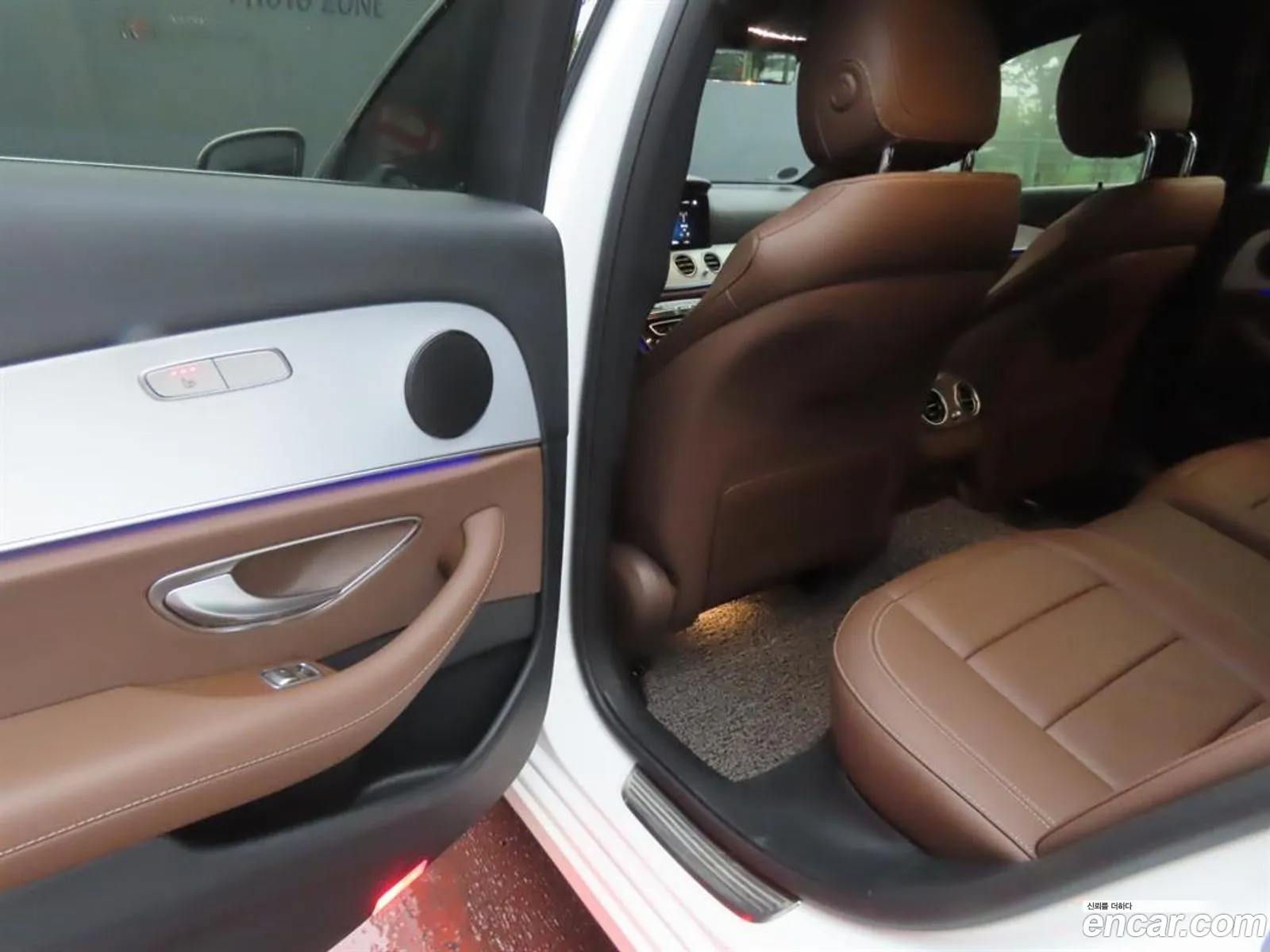 Mercedes-Benz E-Class W213 2021 — 15