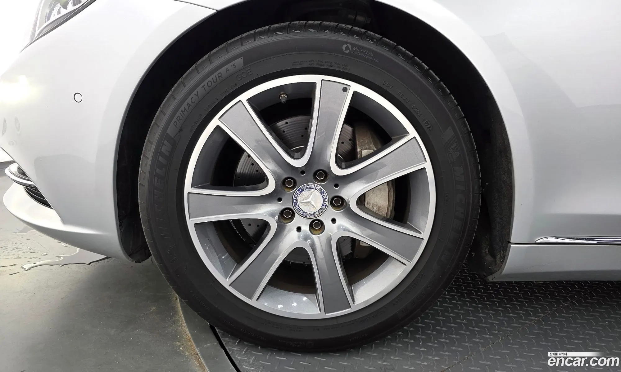 Mercedes-Benz S-Class W222 2015 WDDUG3CB8FA156968 — 9