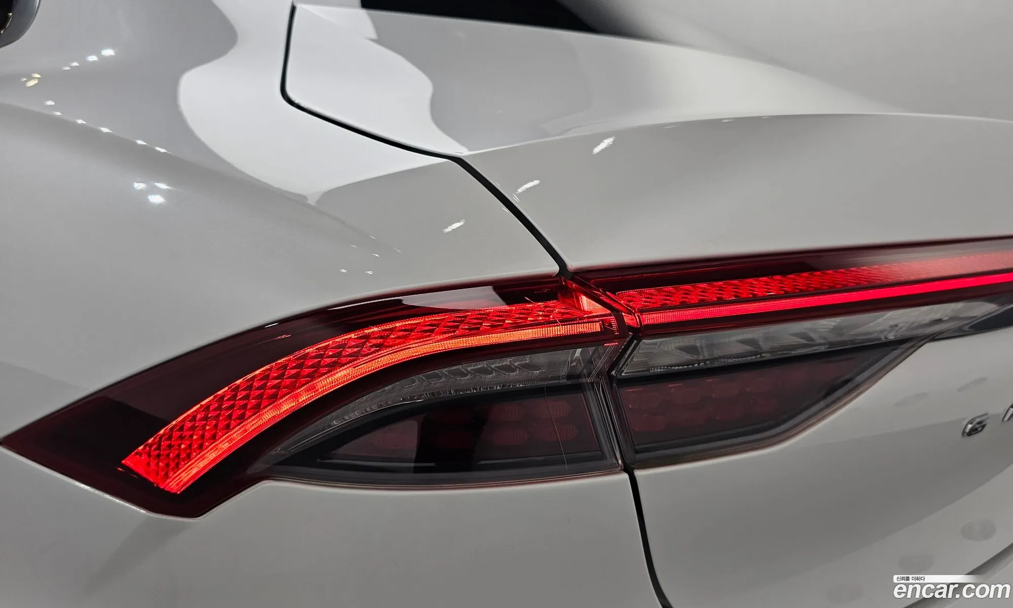 Hyundai Grandeur IG 2020 — 36